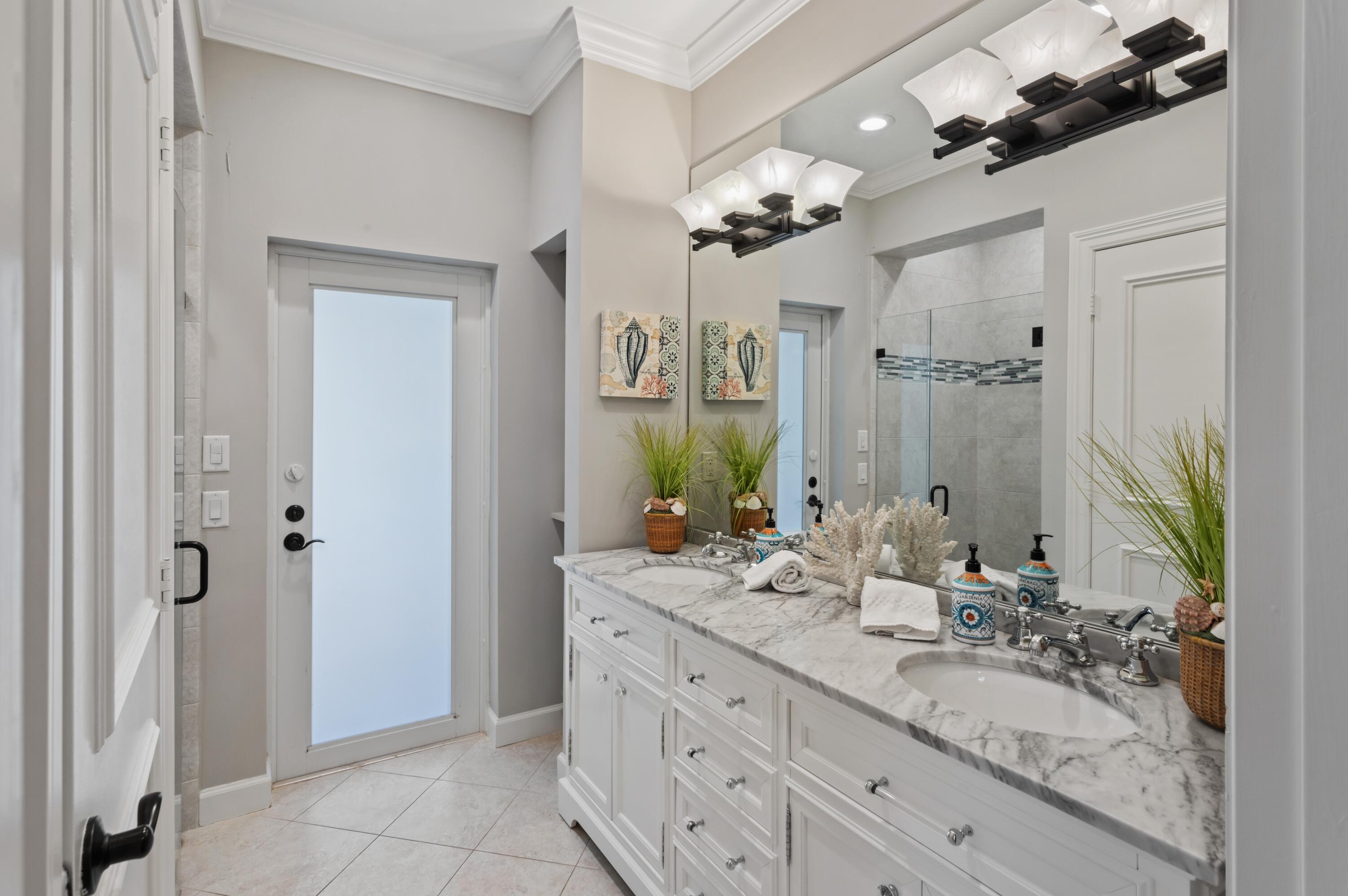 TROPIC ISLE 3RD SEC - Residential