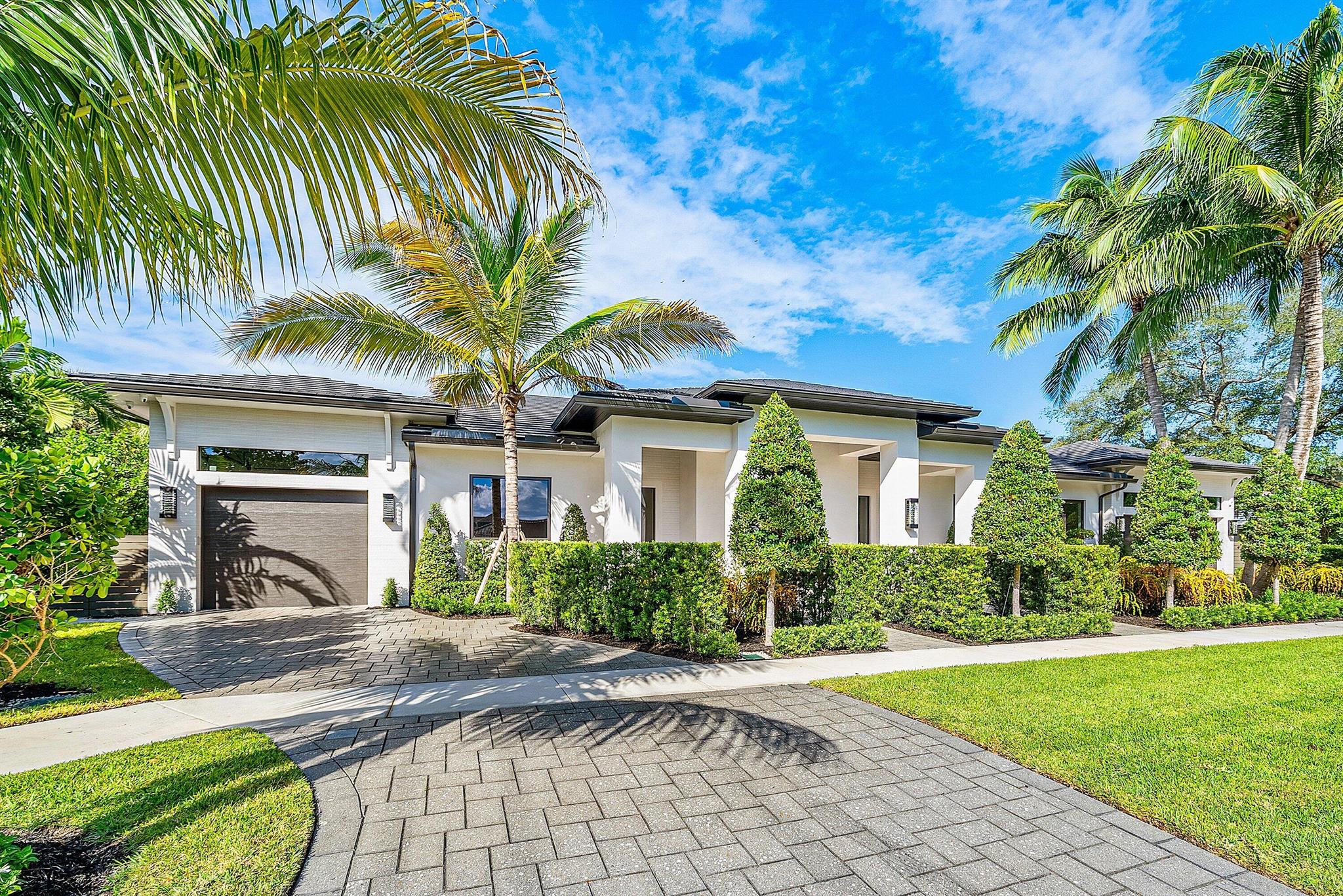PALM BEACH FARMS CO 11 - Residential