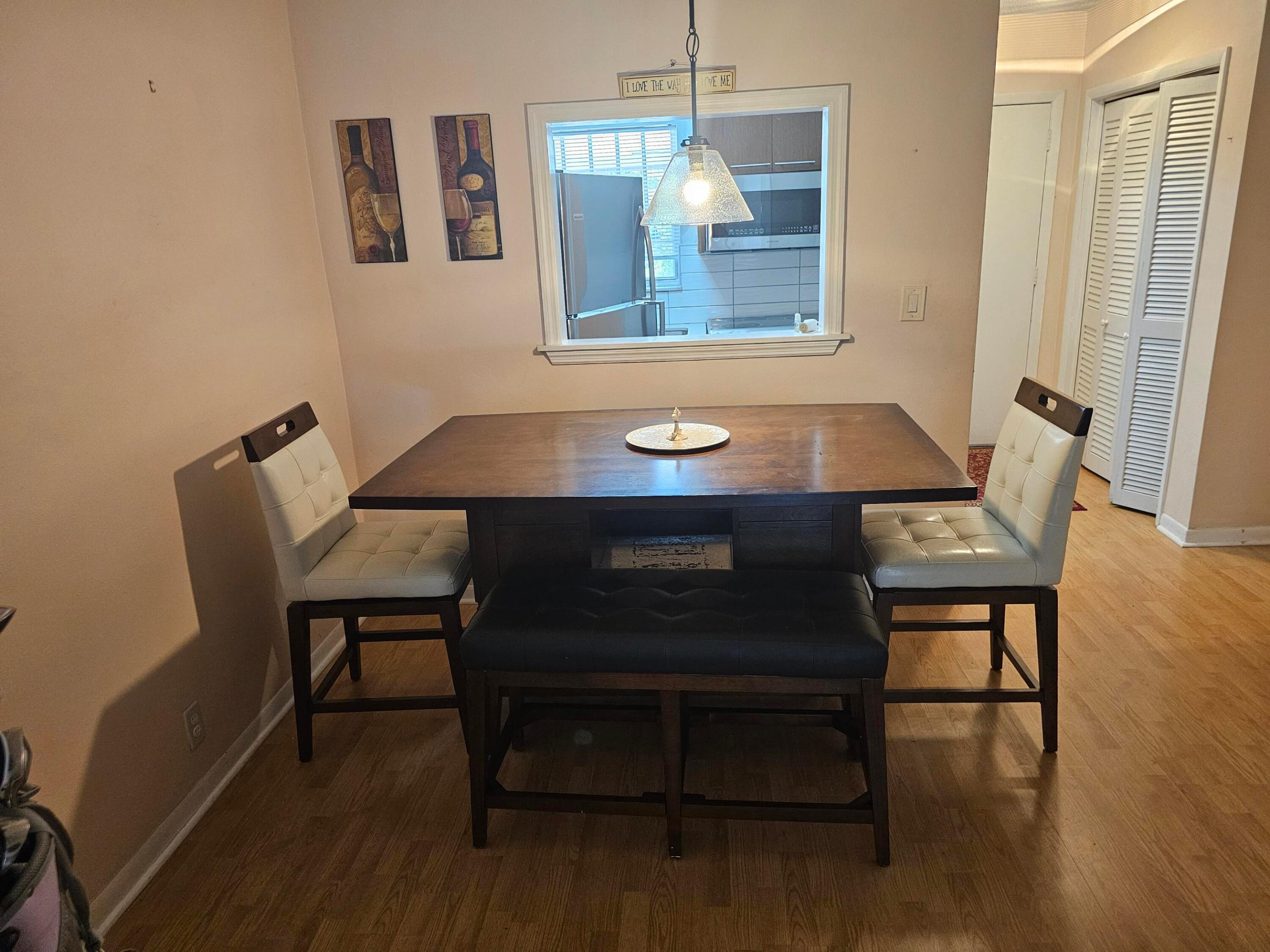 FAIRVIEW I CONDO - Residential Lease