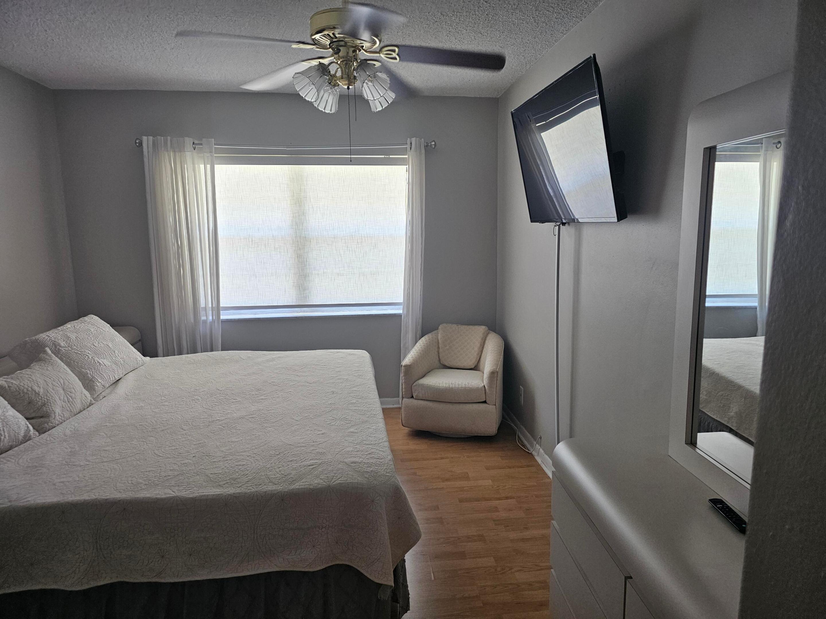 FAIRVIEW I CONDO - Residential Lease