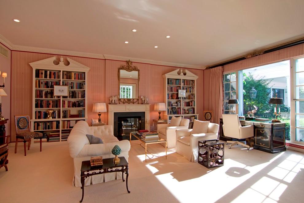 JAMAICA LANE IN - Residential