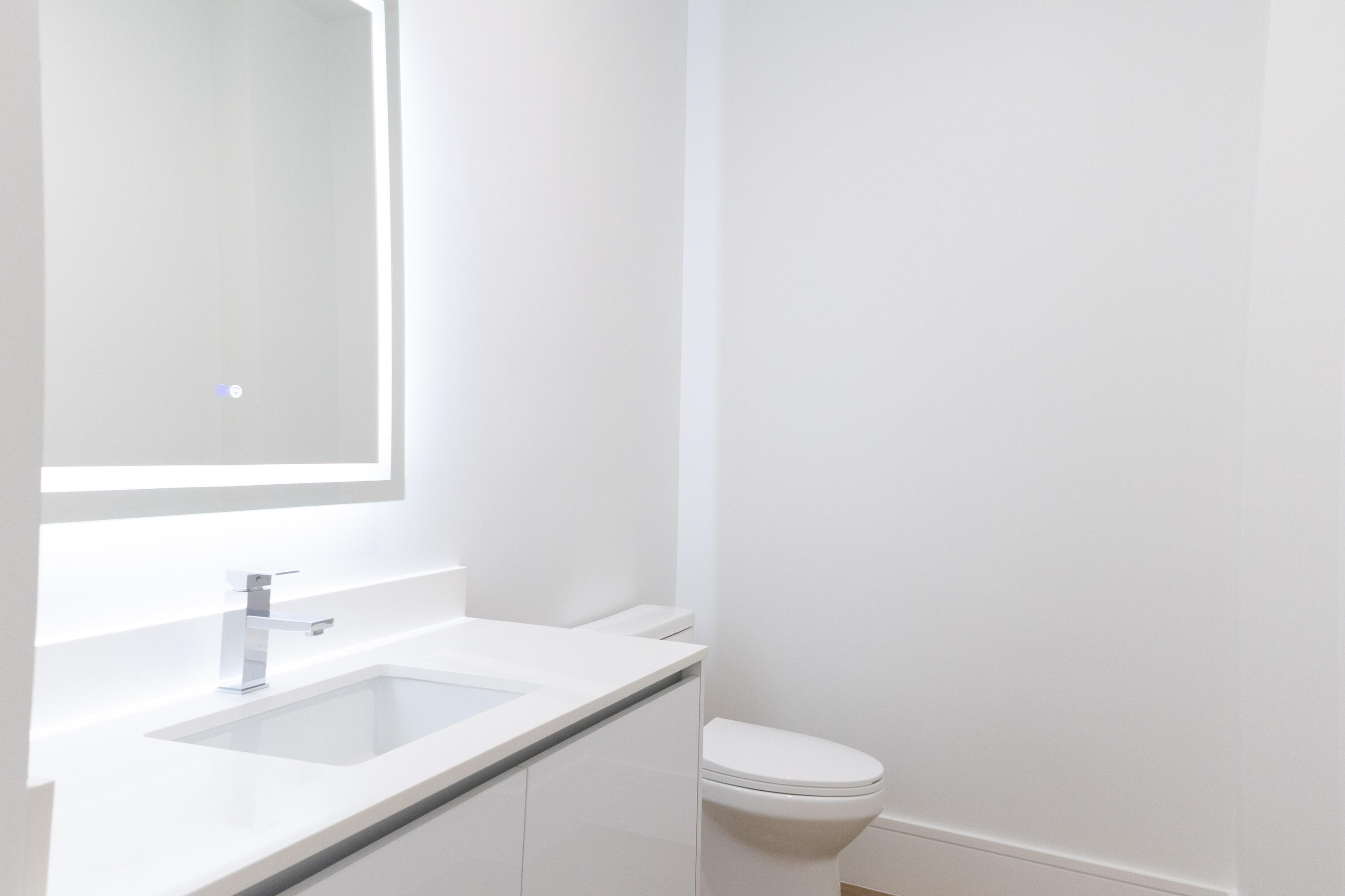 NAUTILUS 220 CONDO - Residential