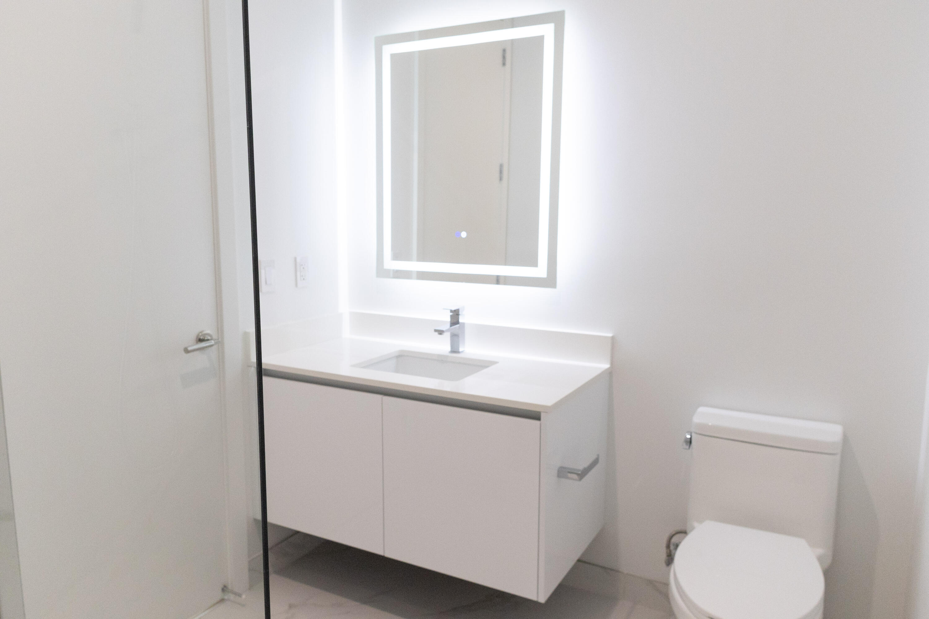 NAUTILUS 220 CONDO - Residential