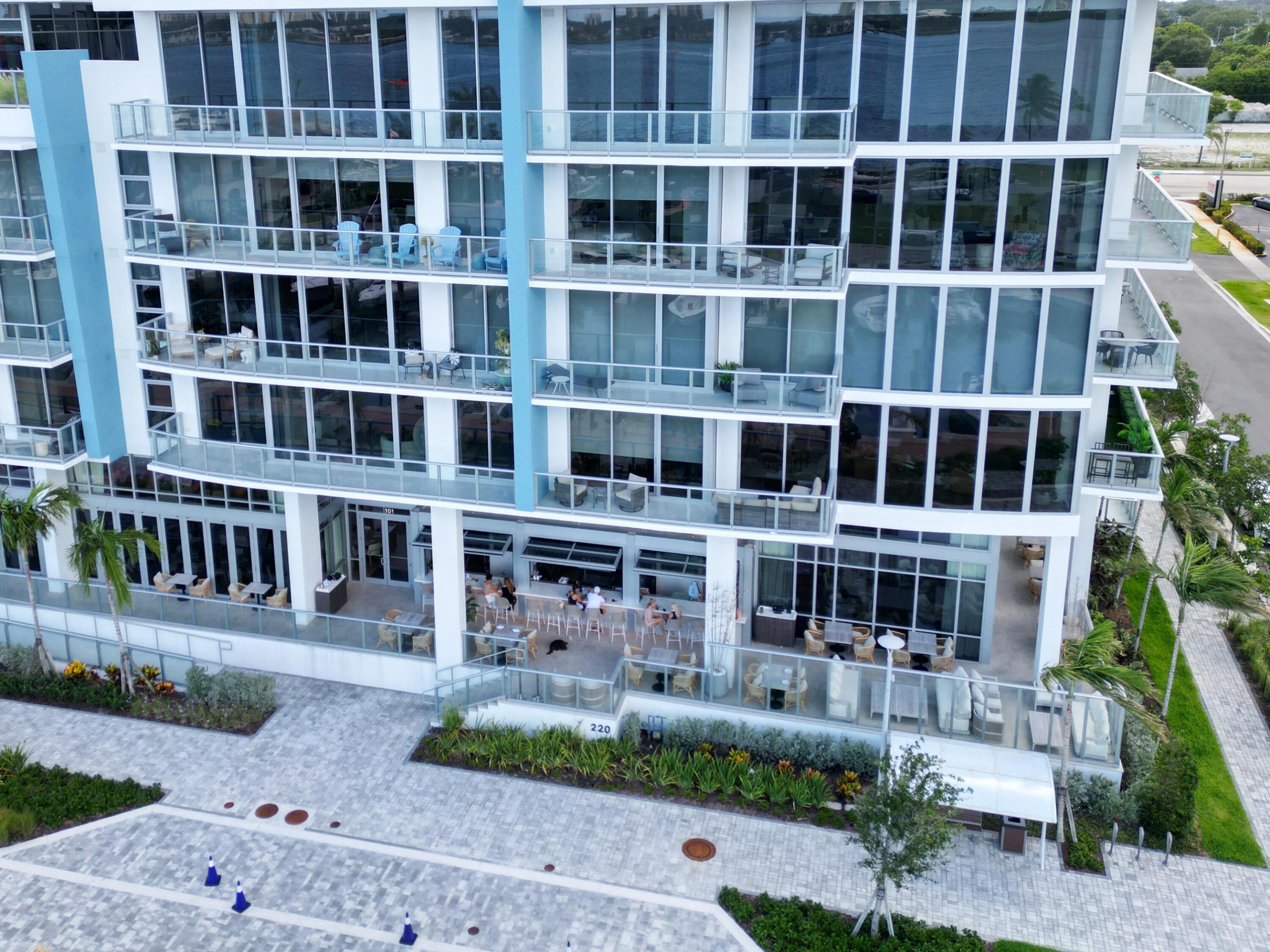 NAUTILUS 220 CONDO - Residential