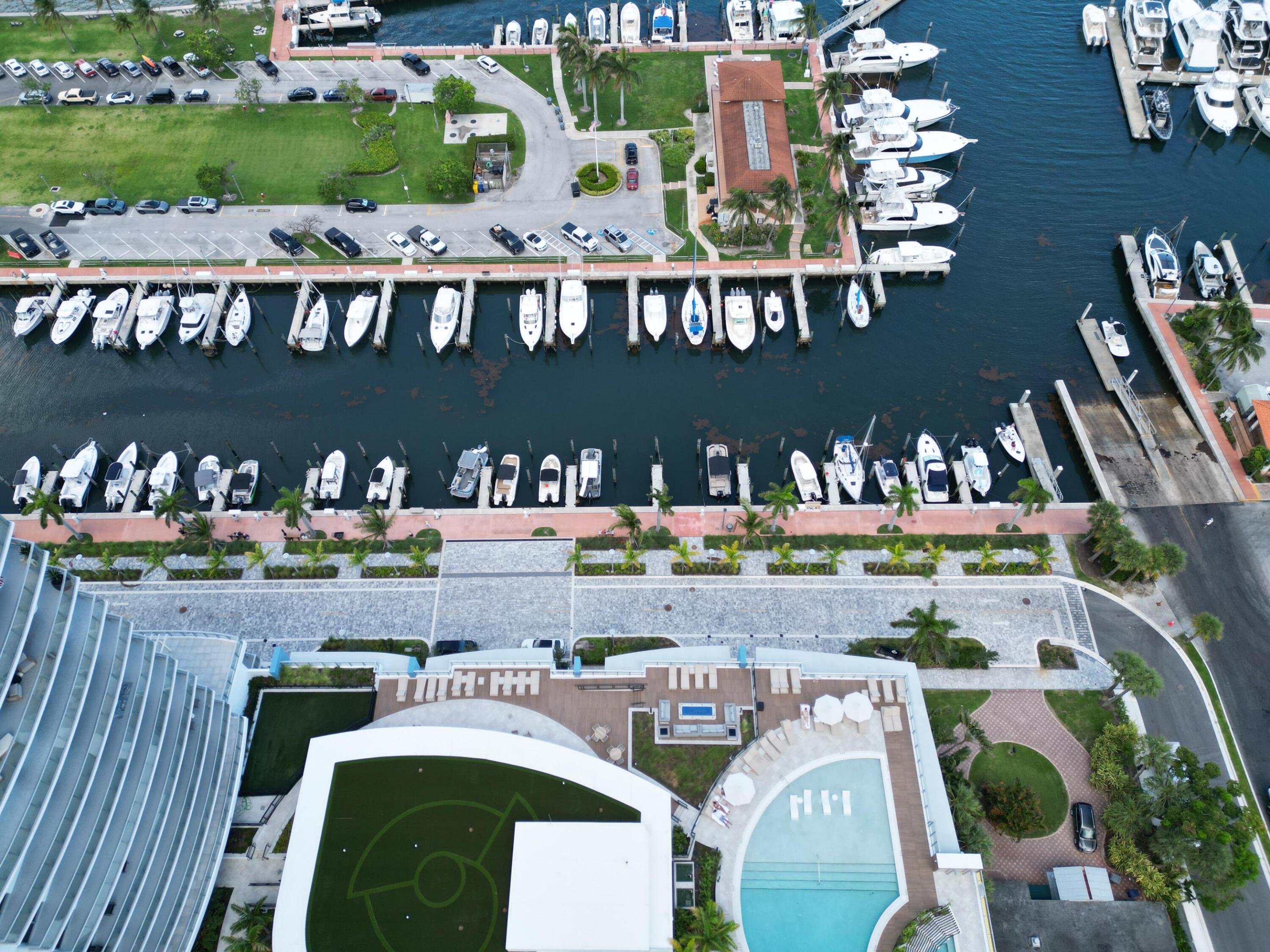 NAUTILUS 220 CONDO - Residential
