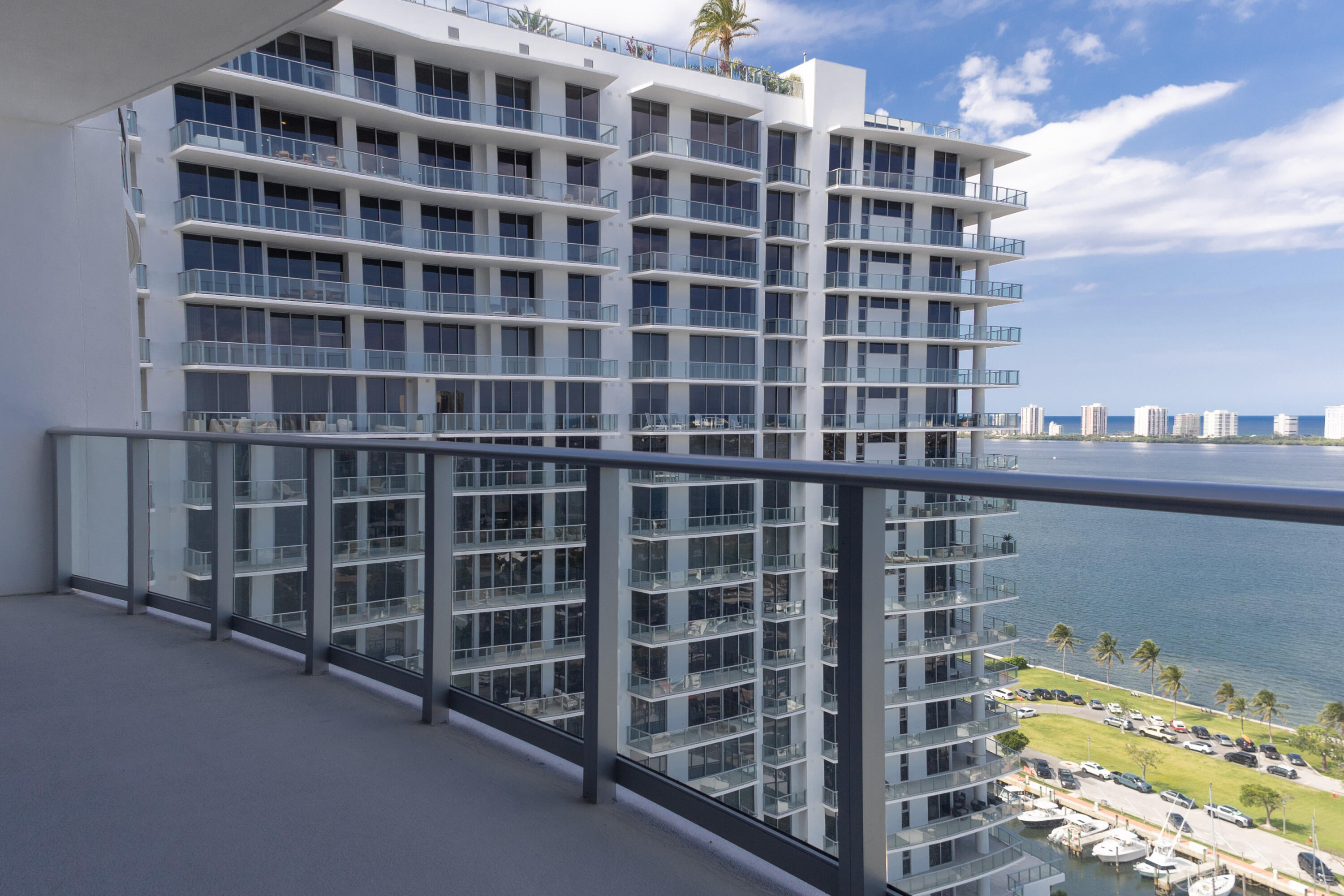 NAUTILUS 220 CONDO - Residential
