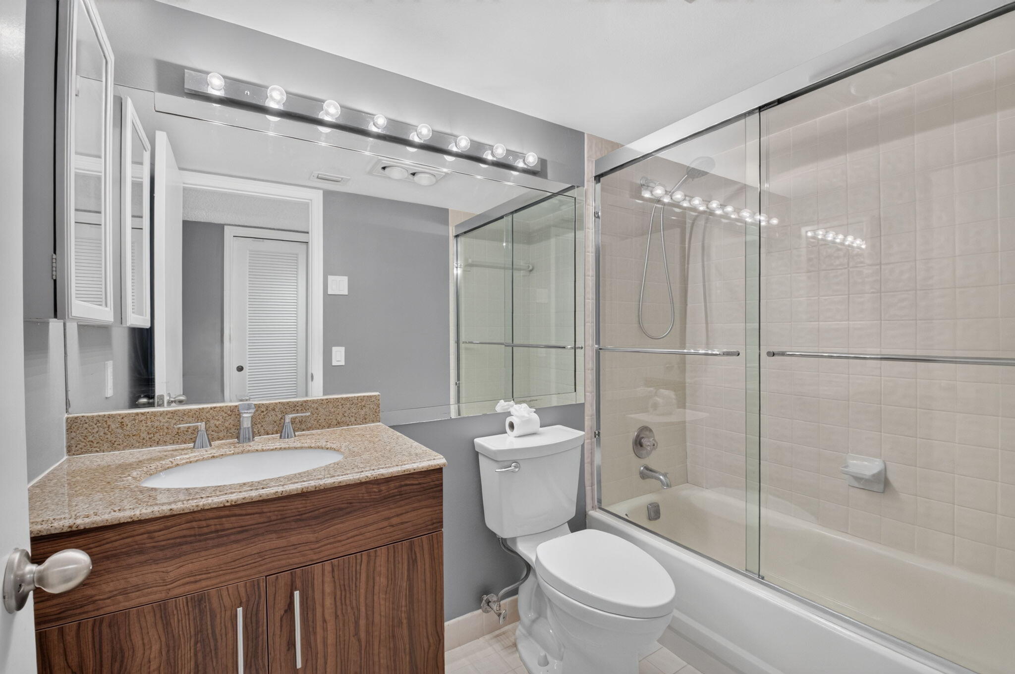 MAYFAIR - Residential