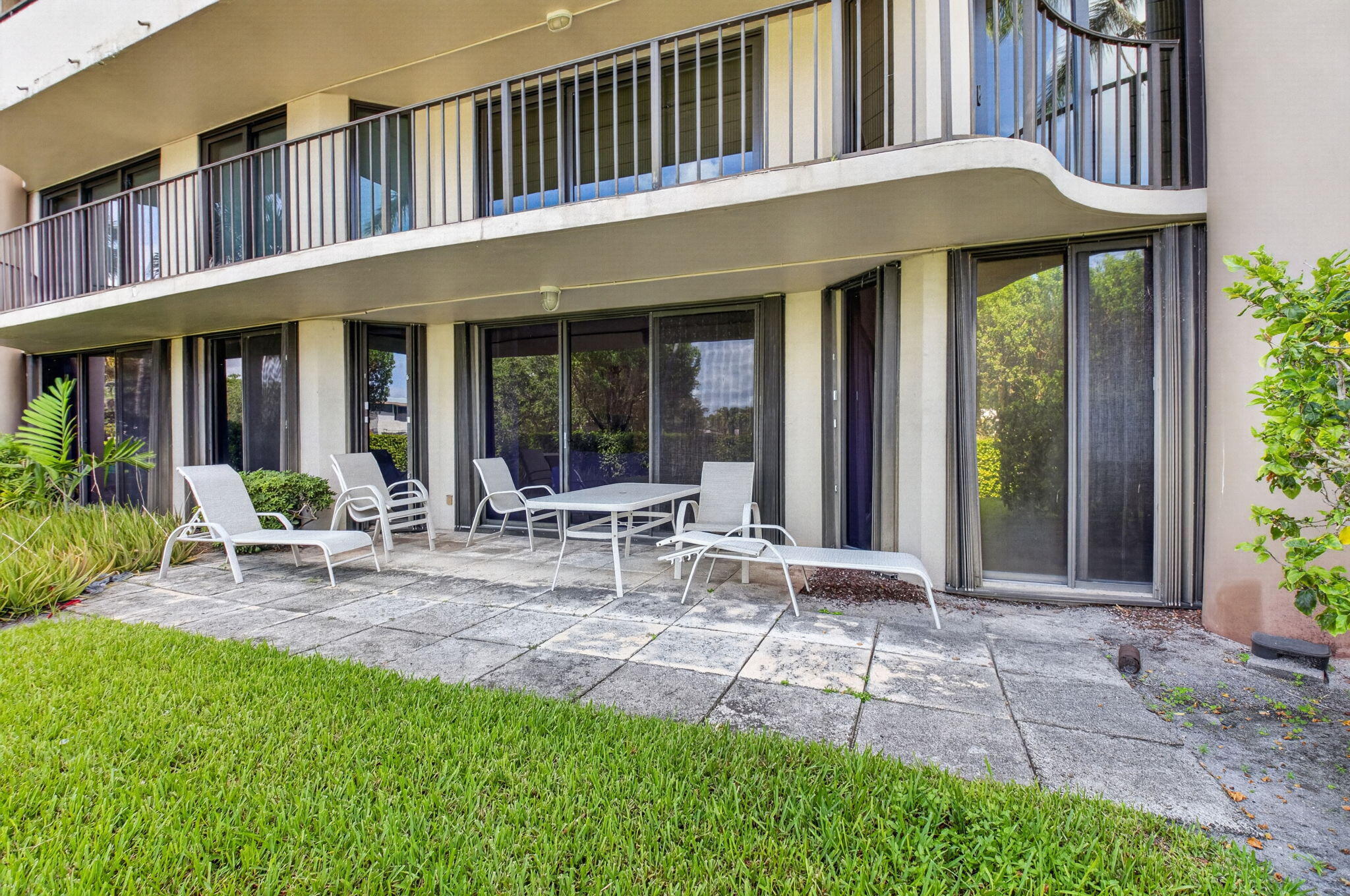 MAYFAIR - Residential