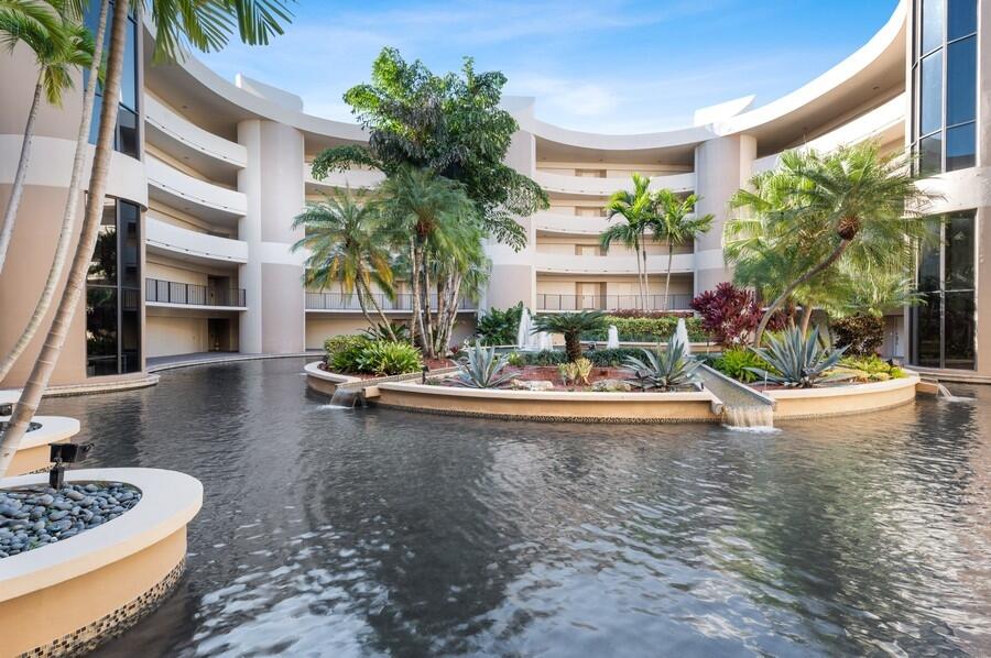 MAYFAIR - Residential