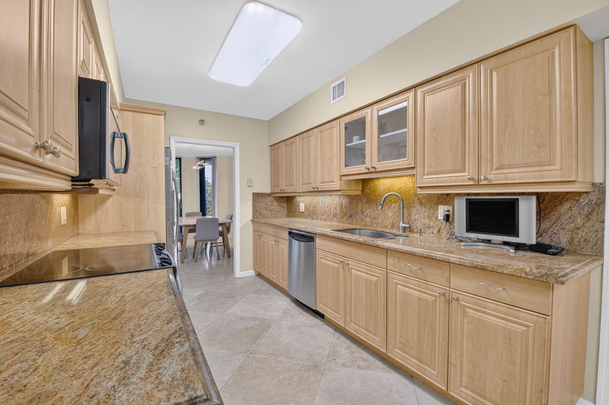MAYFAIR - Residential
