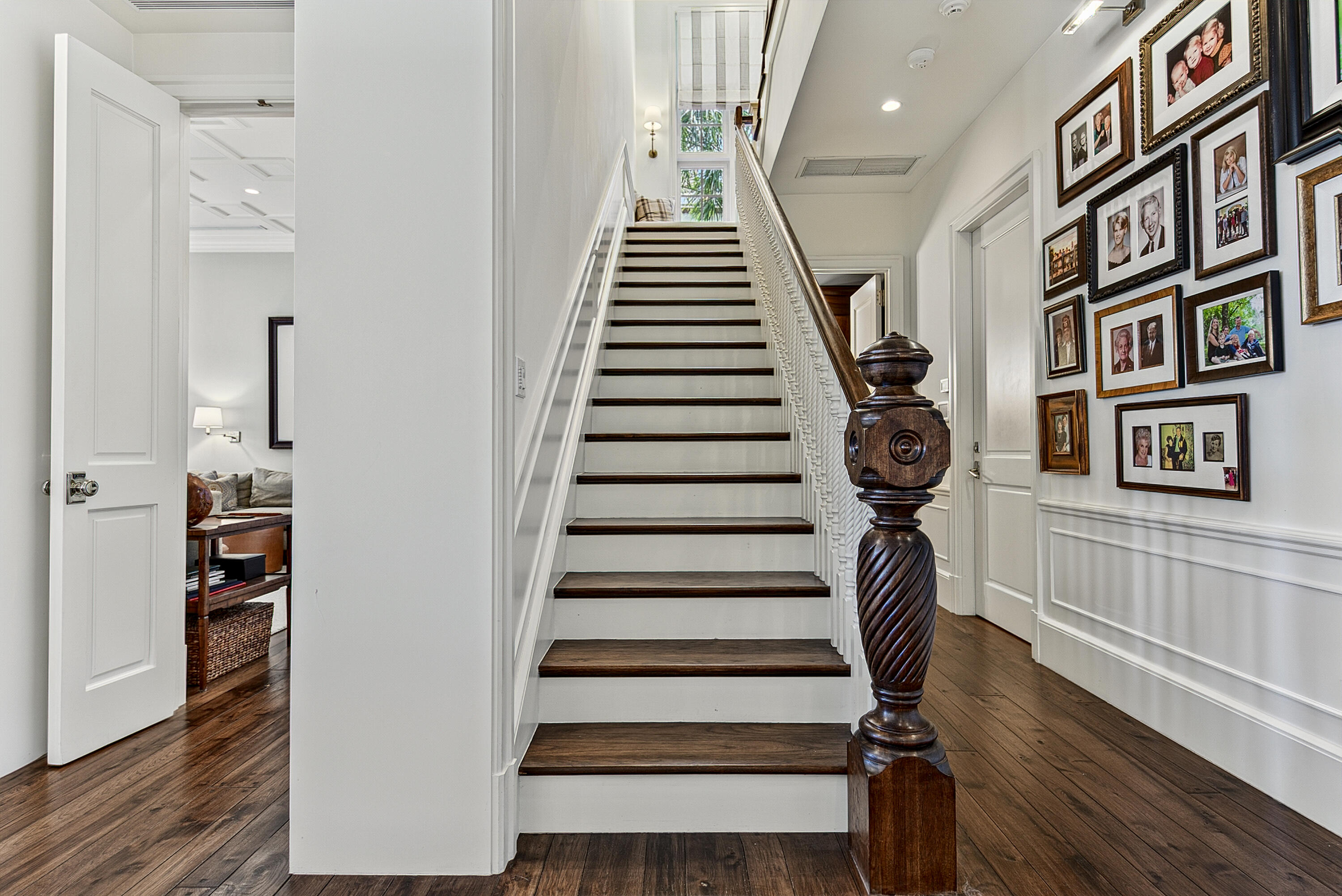 RIO VISTA ISLES - Residential