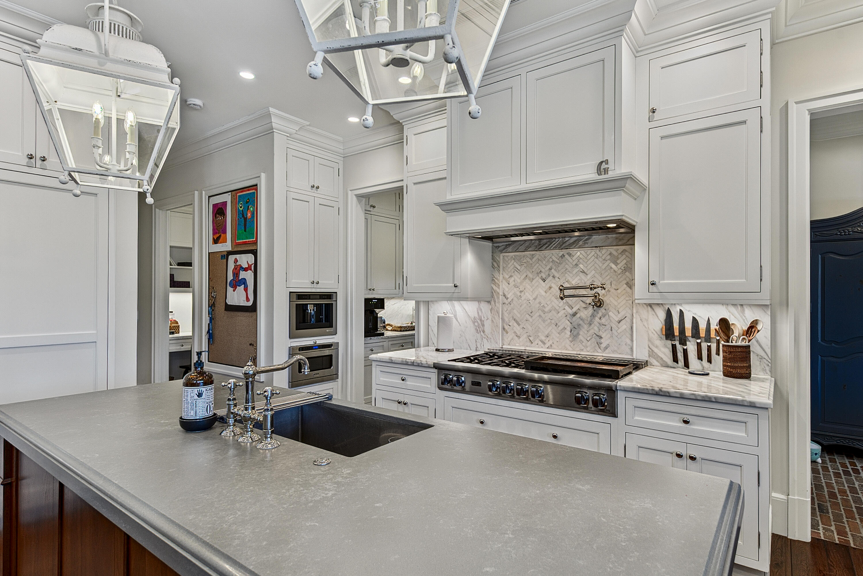 RIO VISTA ISLES - Residential