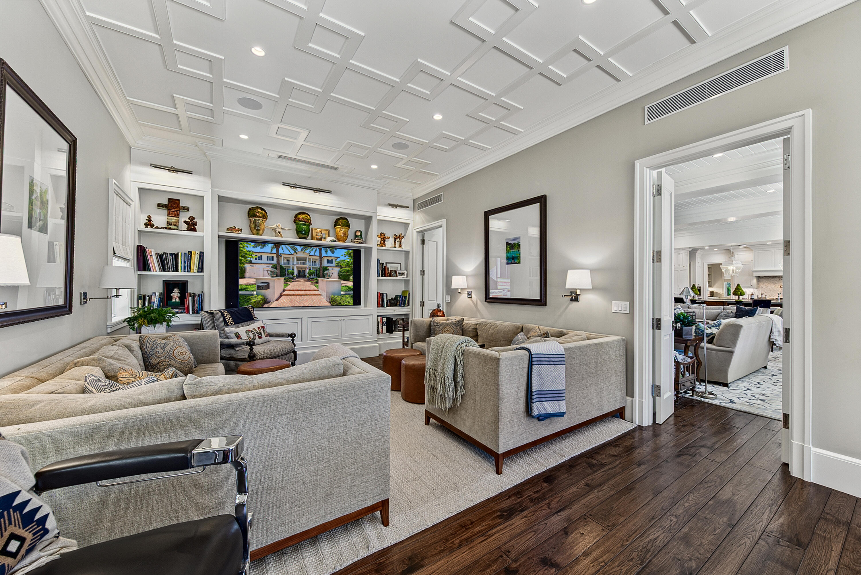 RIO VISTA ISLES - Residential