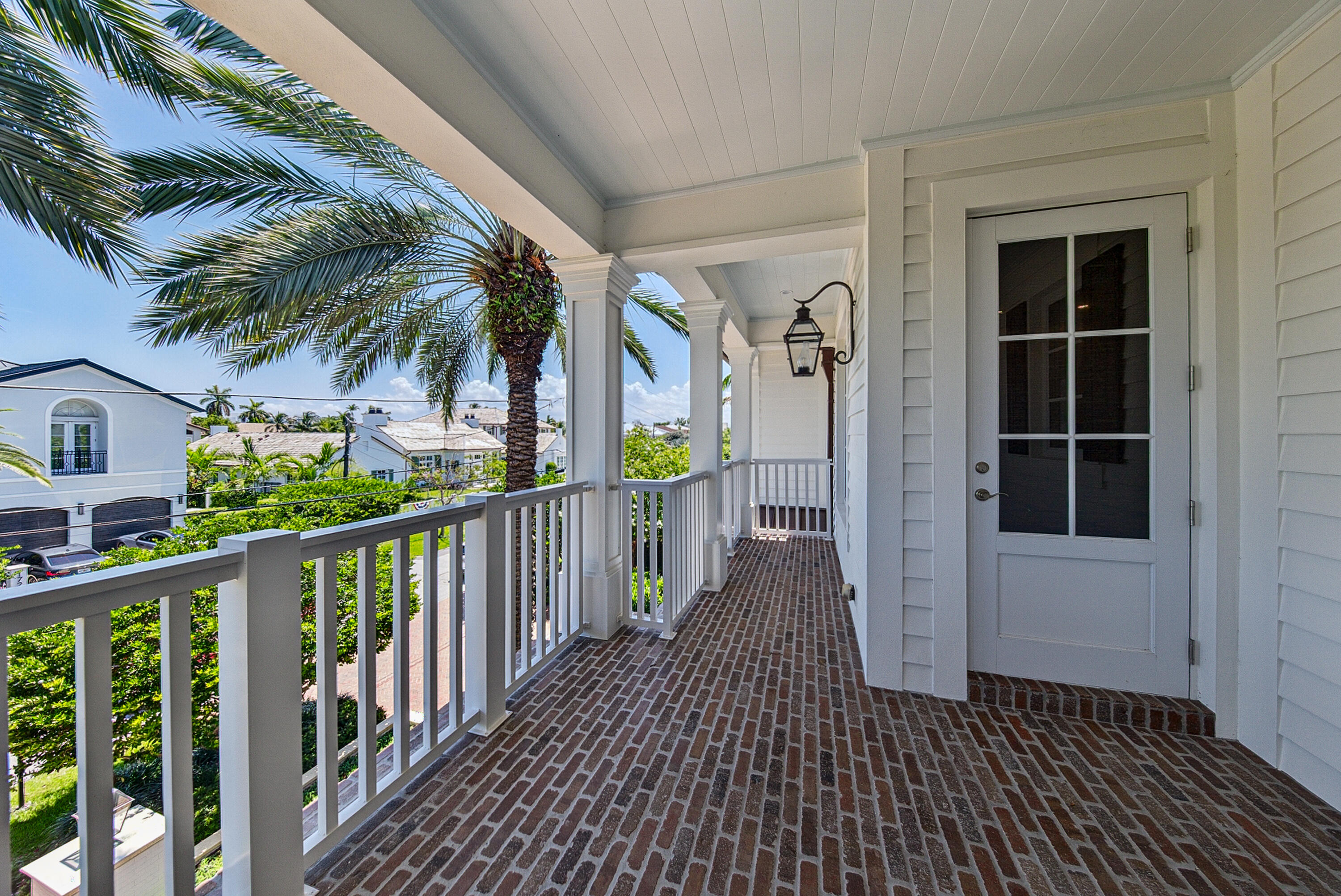 RIO VISTA ISLES - Residential
