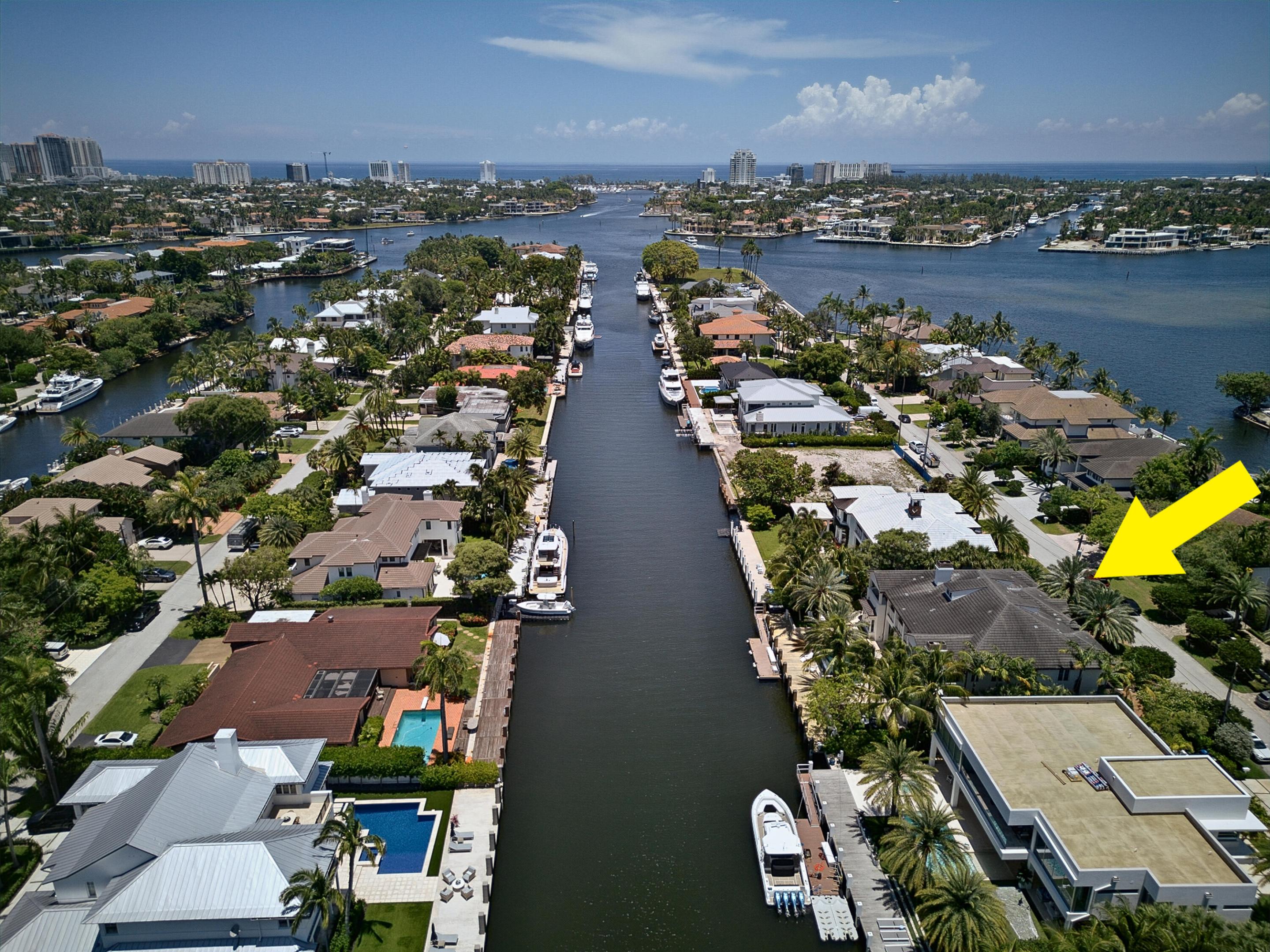 RIO VISTA ISLES - Residential