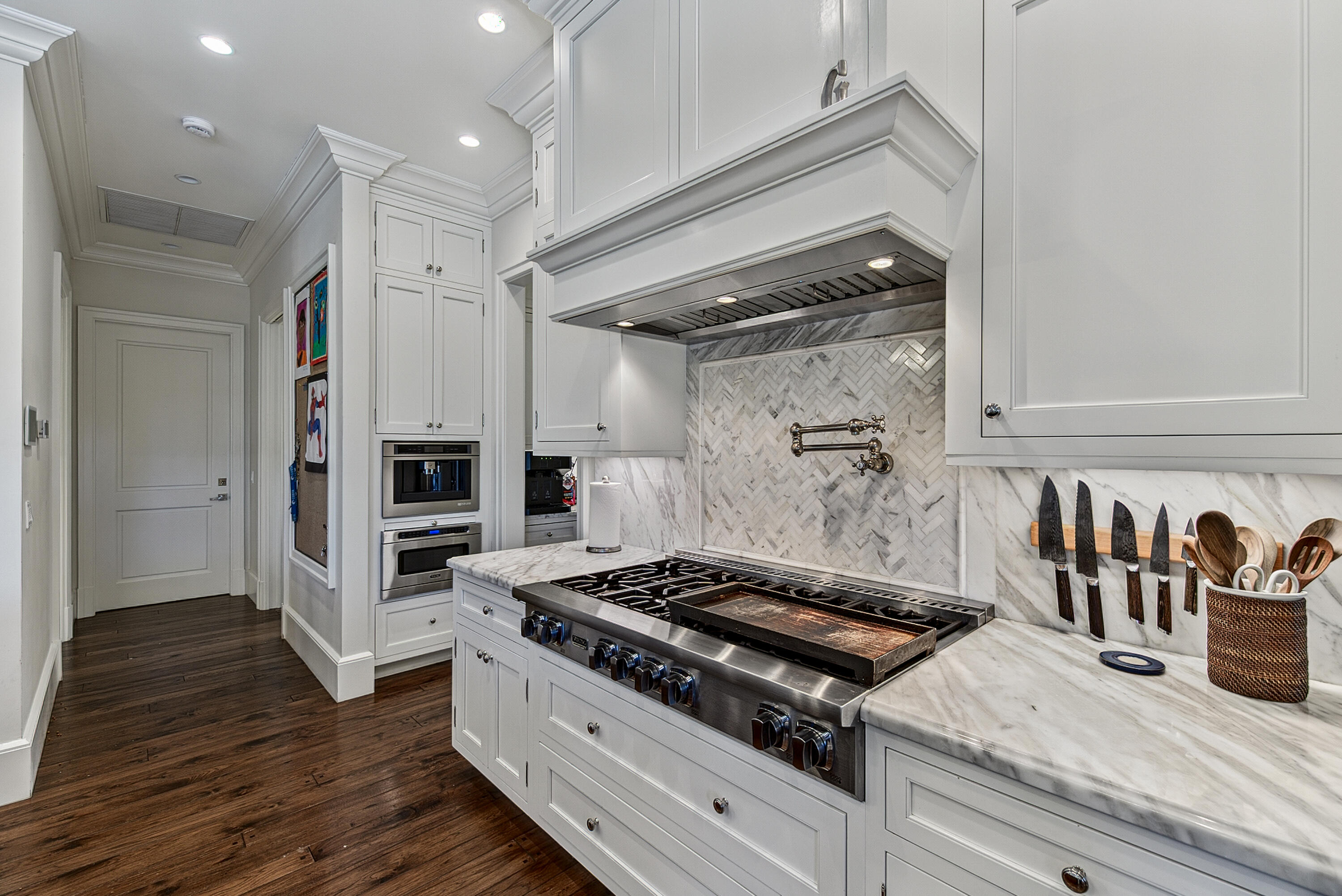 RIO VISTA ISLES - Residential