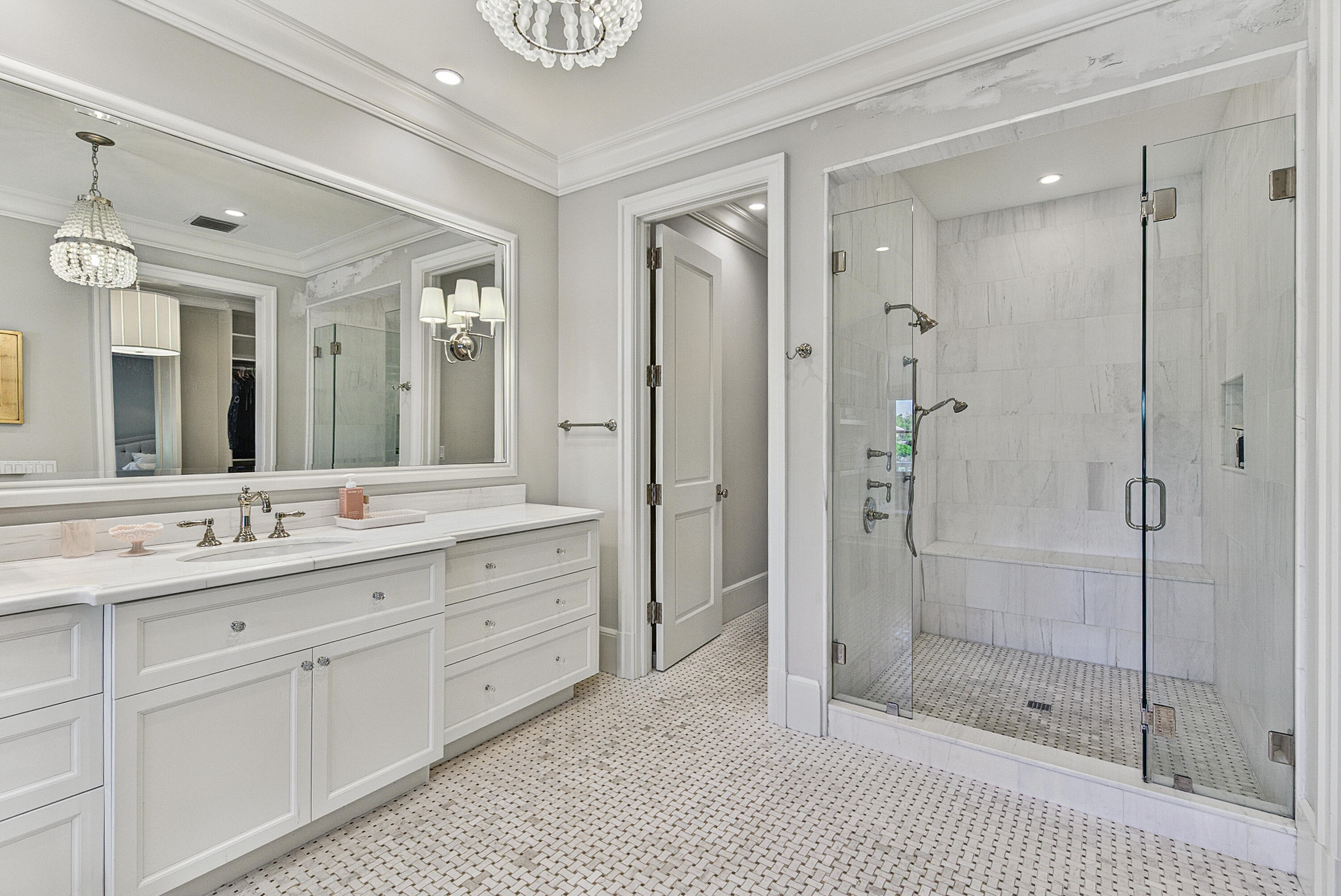RIO VISTA ISLES - Residential