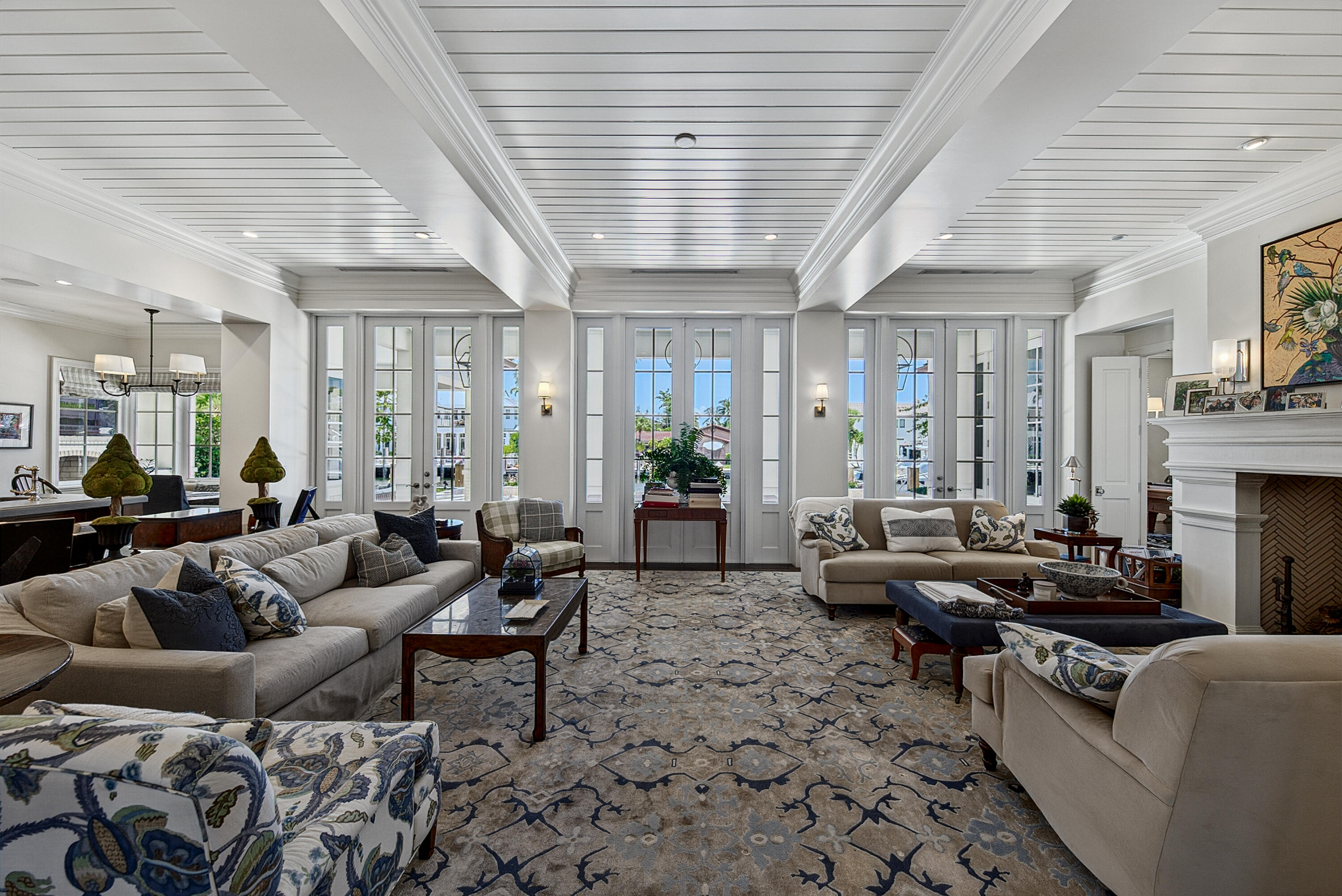 RIO VISTA ISLES - Residential