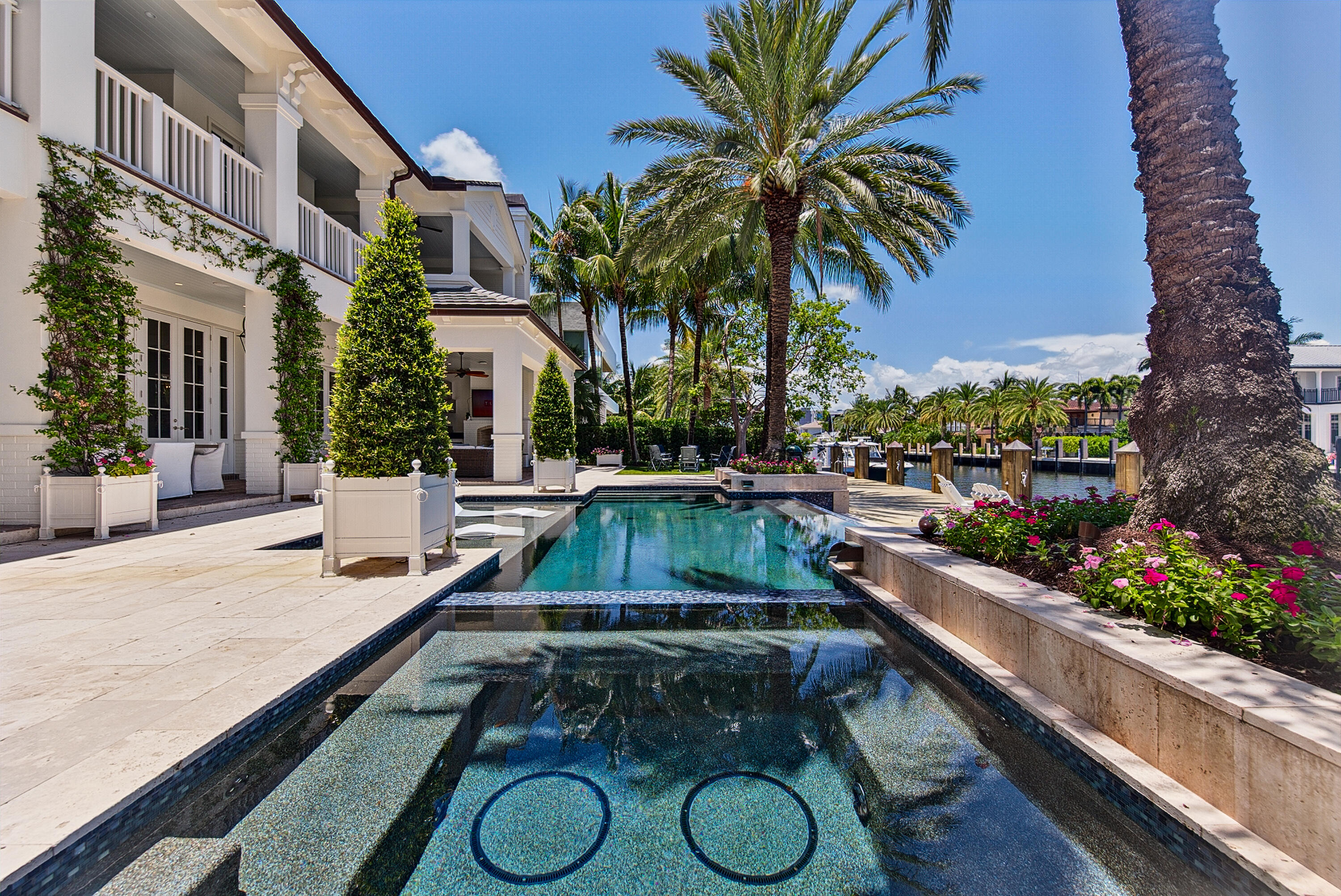 RIO VISTA ISLES - Residential
