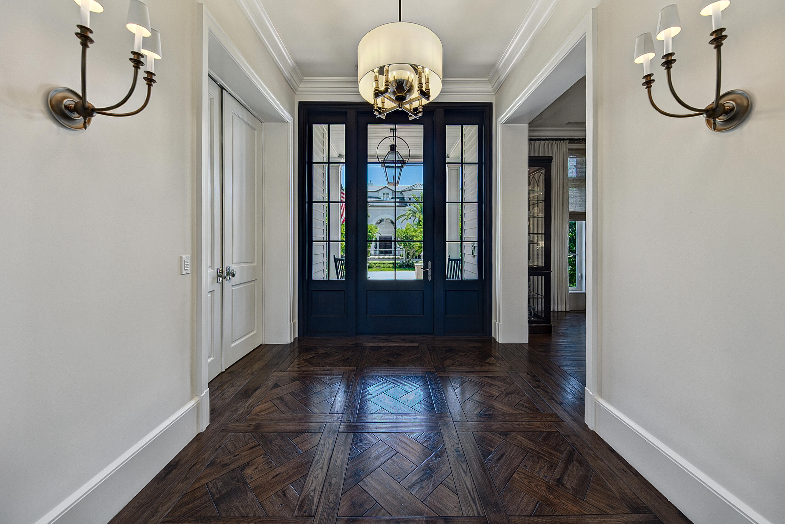 RIO VISTA ISLES - Residential