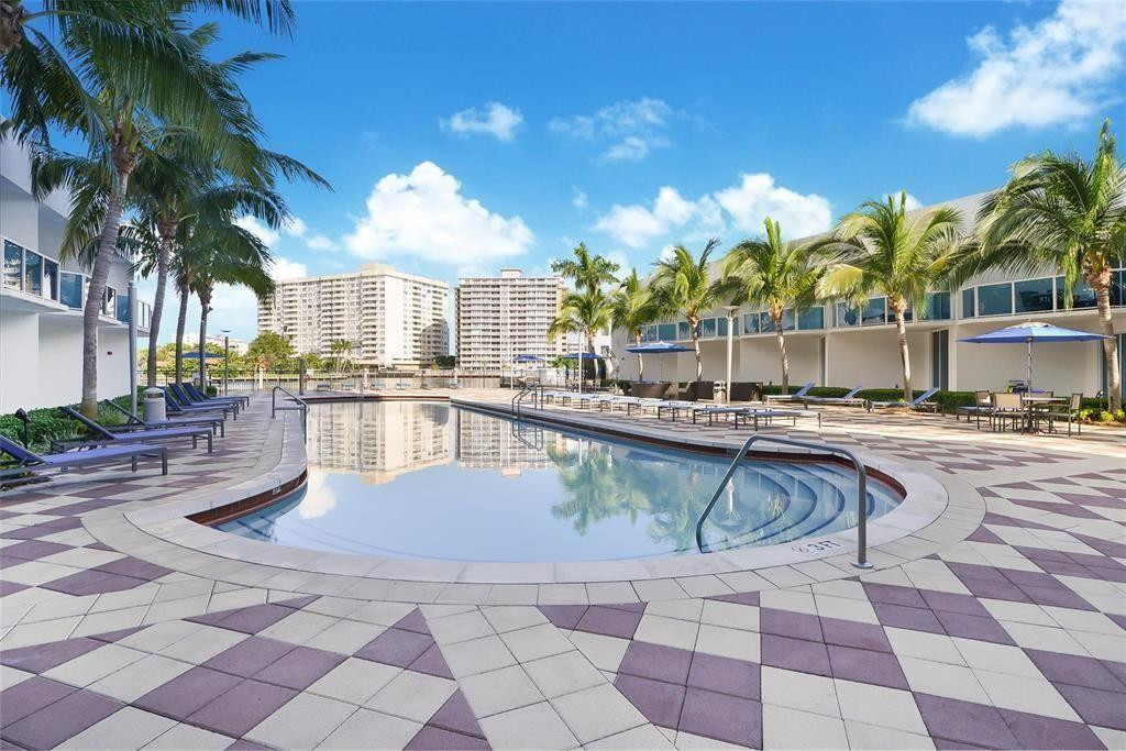 OCEAN MARINE YACHT CLUB - Residential