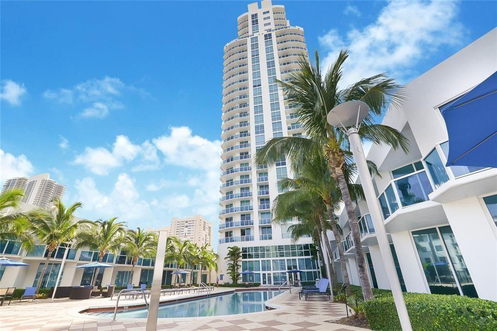OCEAN MARINE YACHT CLUB - Residential