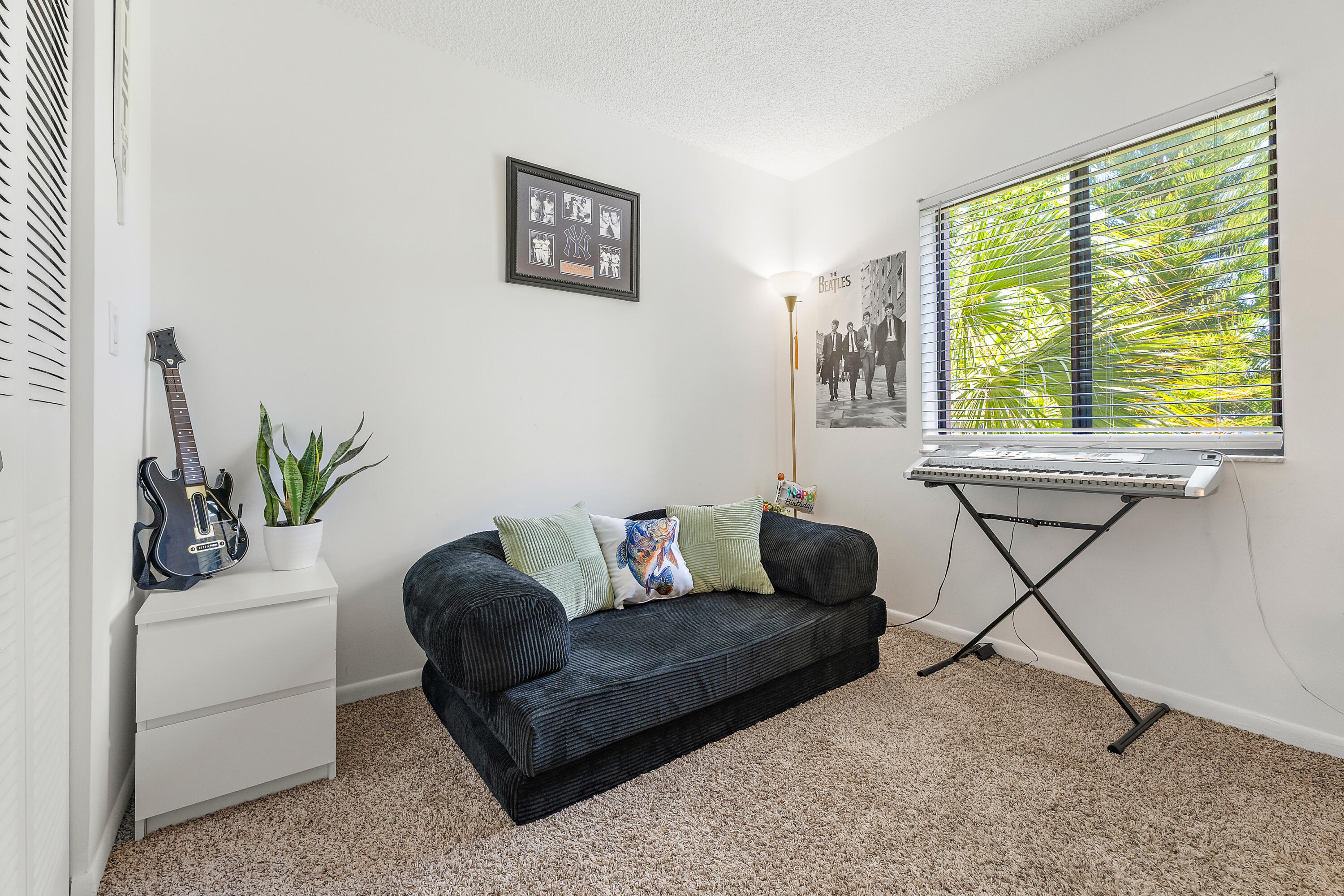 TERRACE GARDENS CONDO - Residential Lease