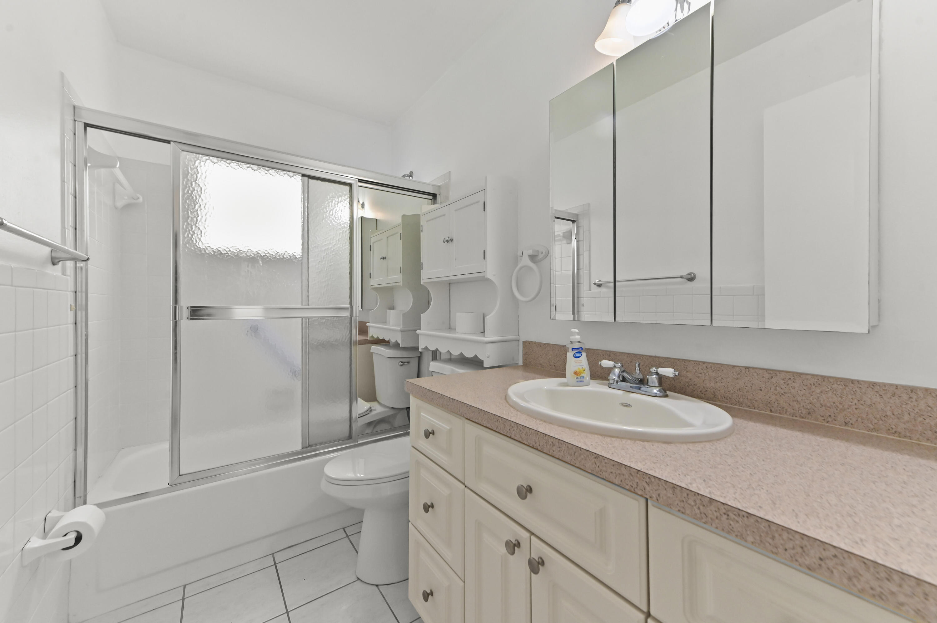 LUCERNE HOMES EAST - Residential