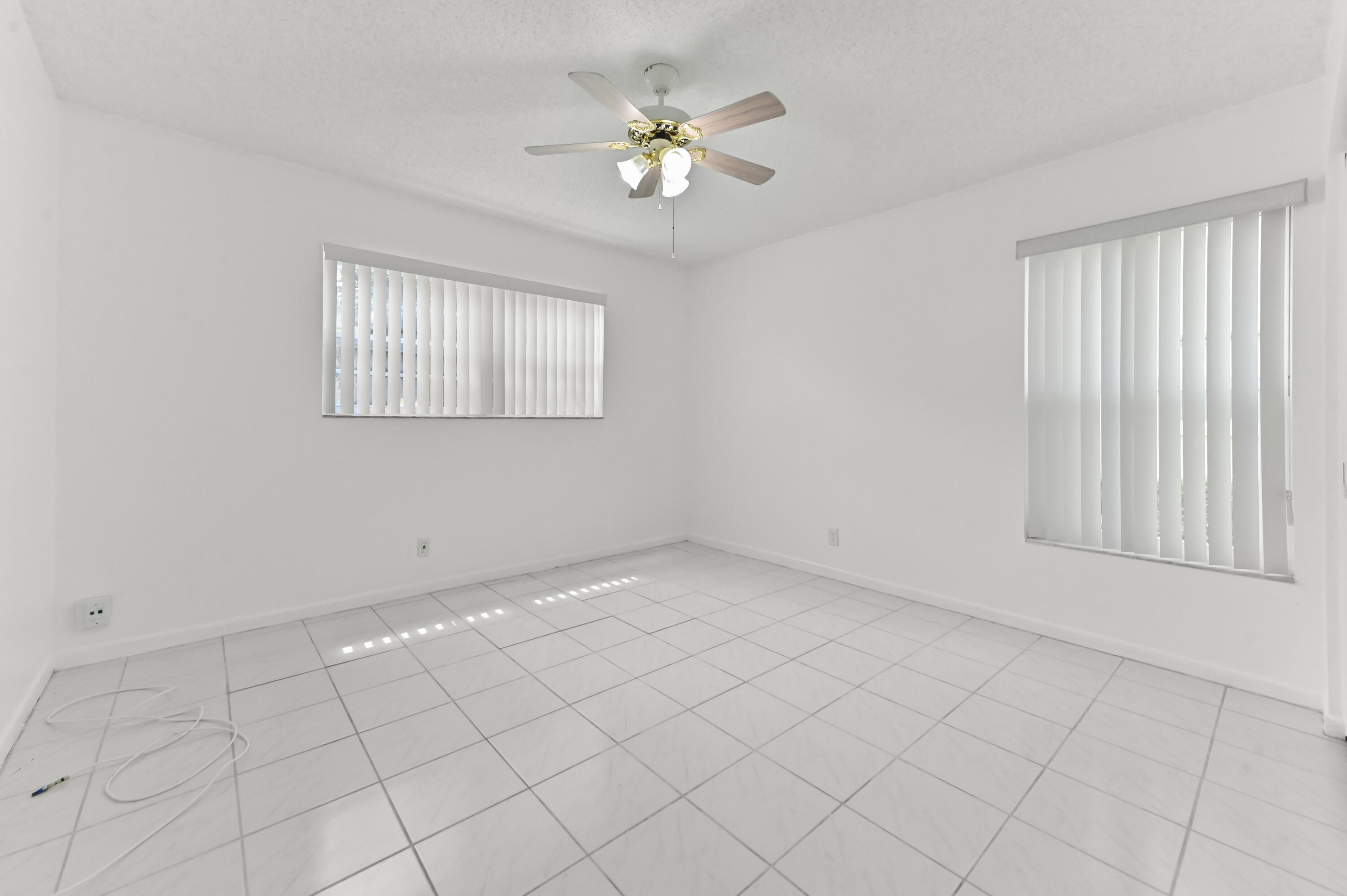 LUCERNE HOMES EAST - Residential