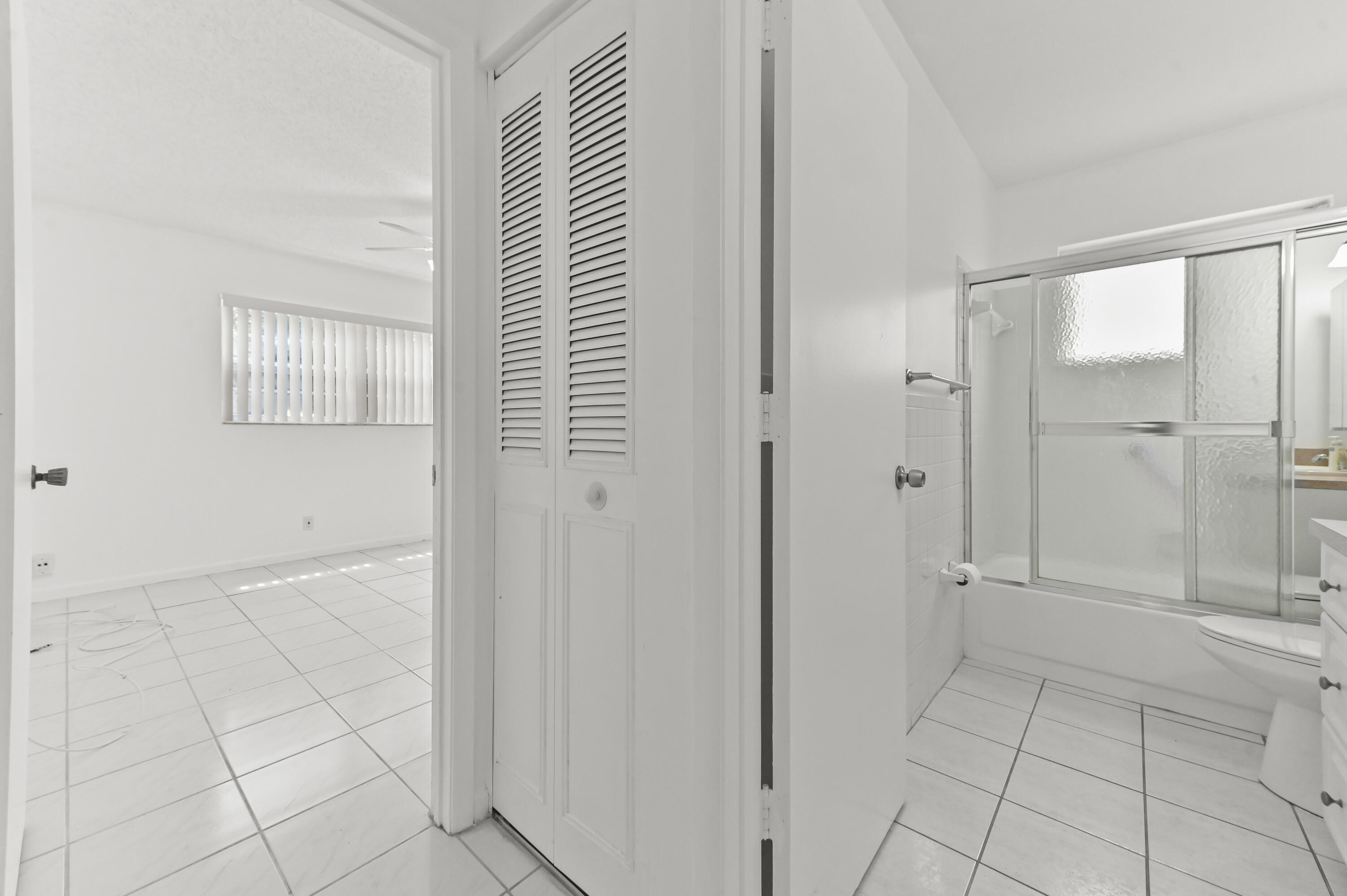 LUCERNE HOMES EAST - Residential