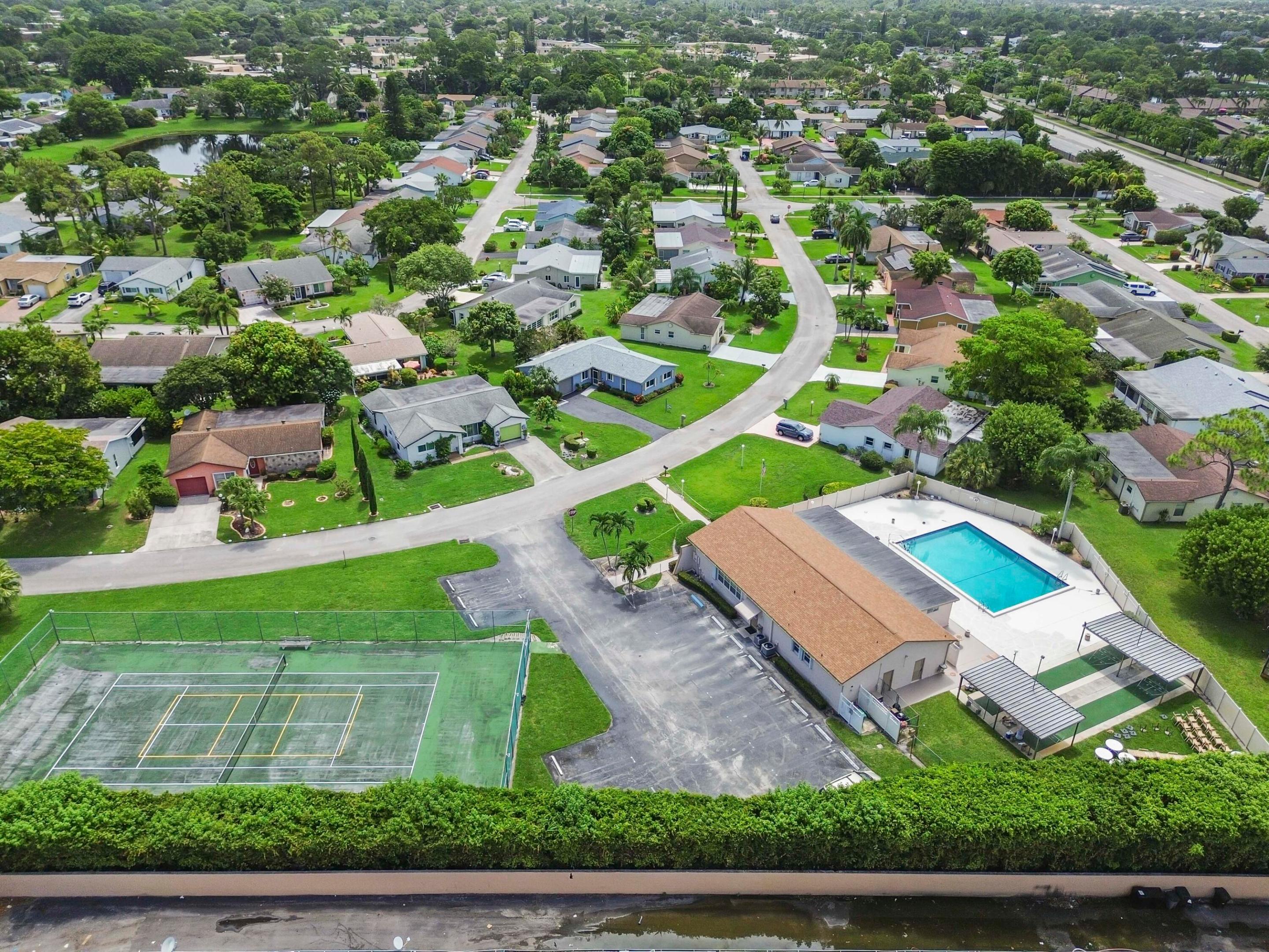 LUCERNE HOMES EAST - Residential