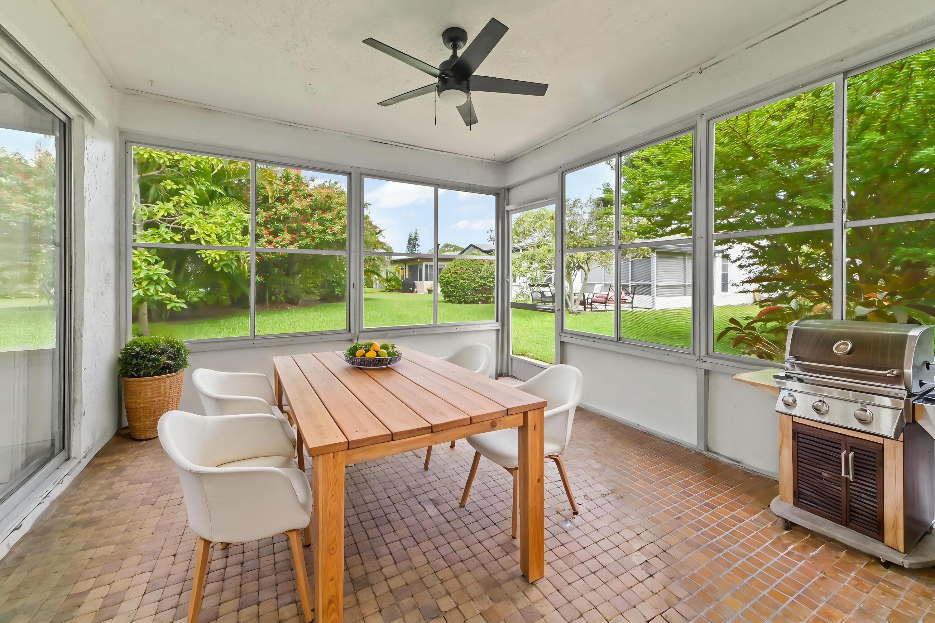 LUCERNE HOMES EAST - Residential