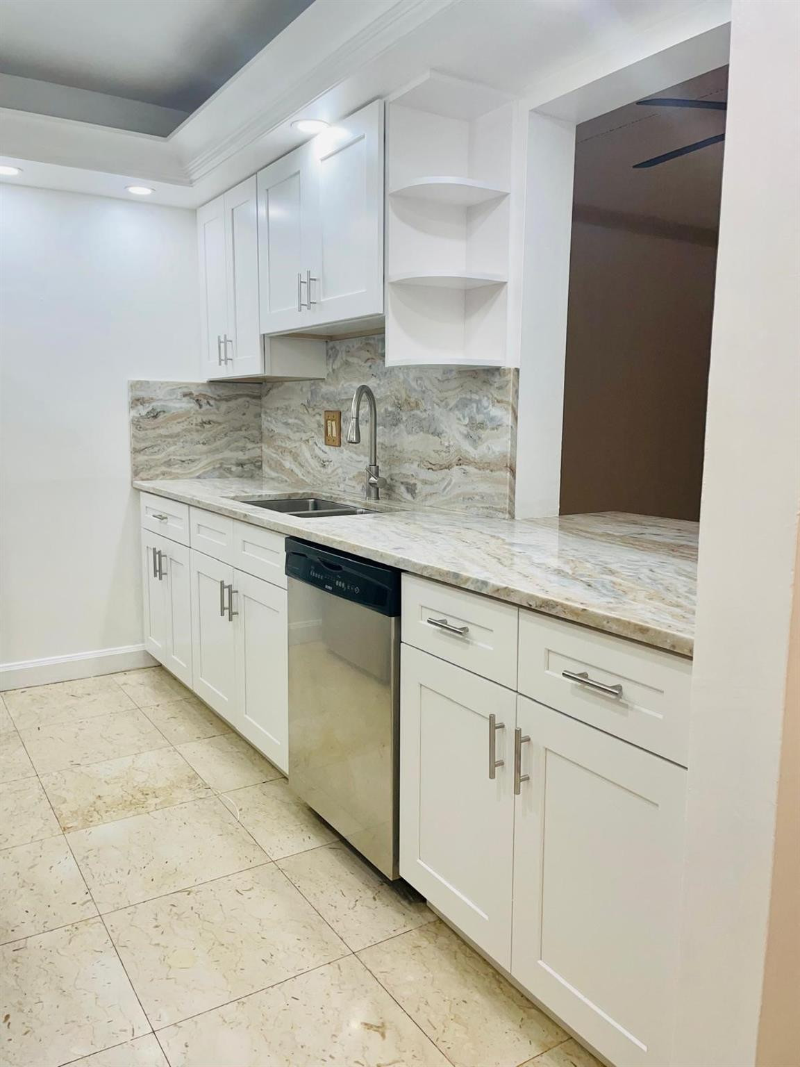 RIVER REACH CONDOMINIUM III - Residential