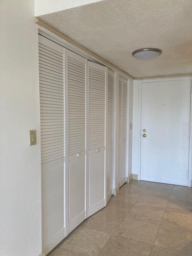 RIVER REACH CONDOMINIUM III - Residential