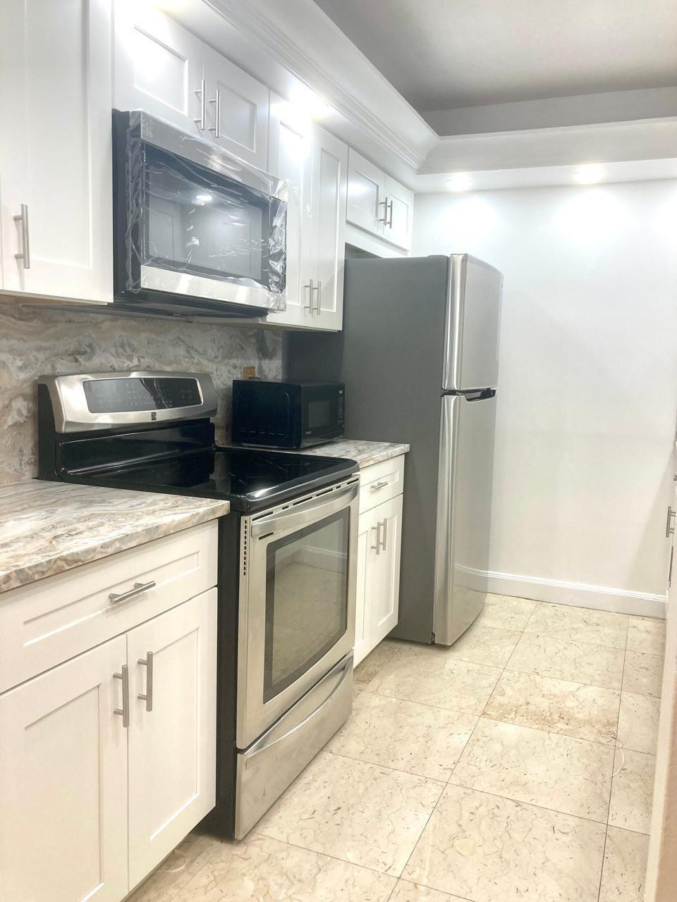 RIVER REACH CONDOMINIUM III - Residential