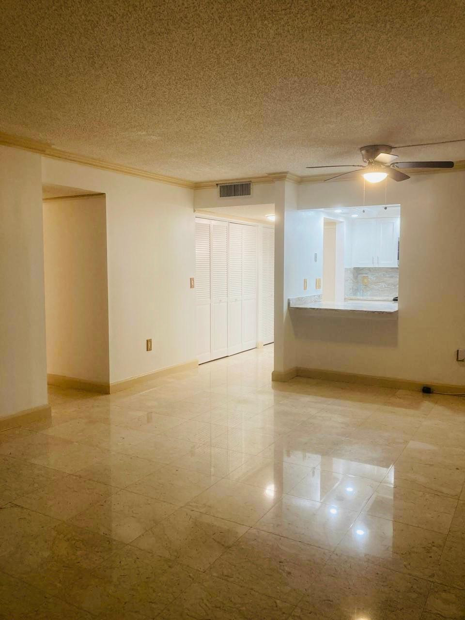 RIVER REACH CONDOMINIUM III - Residential