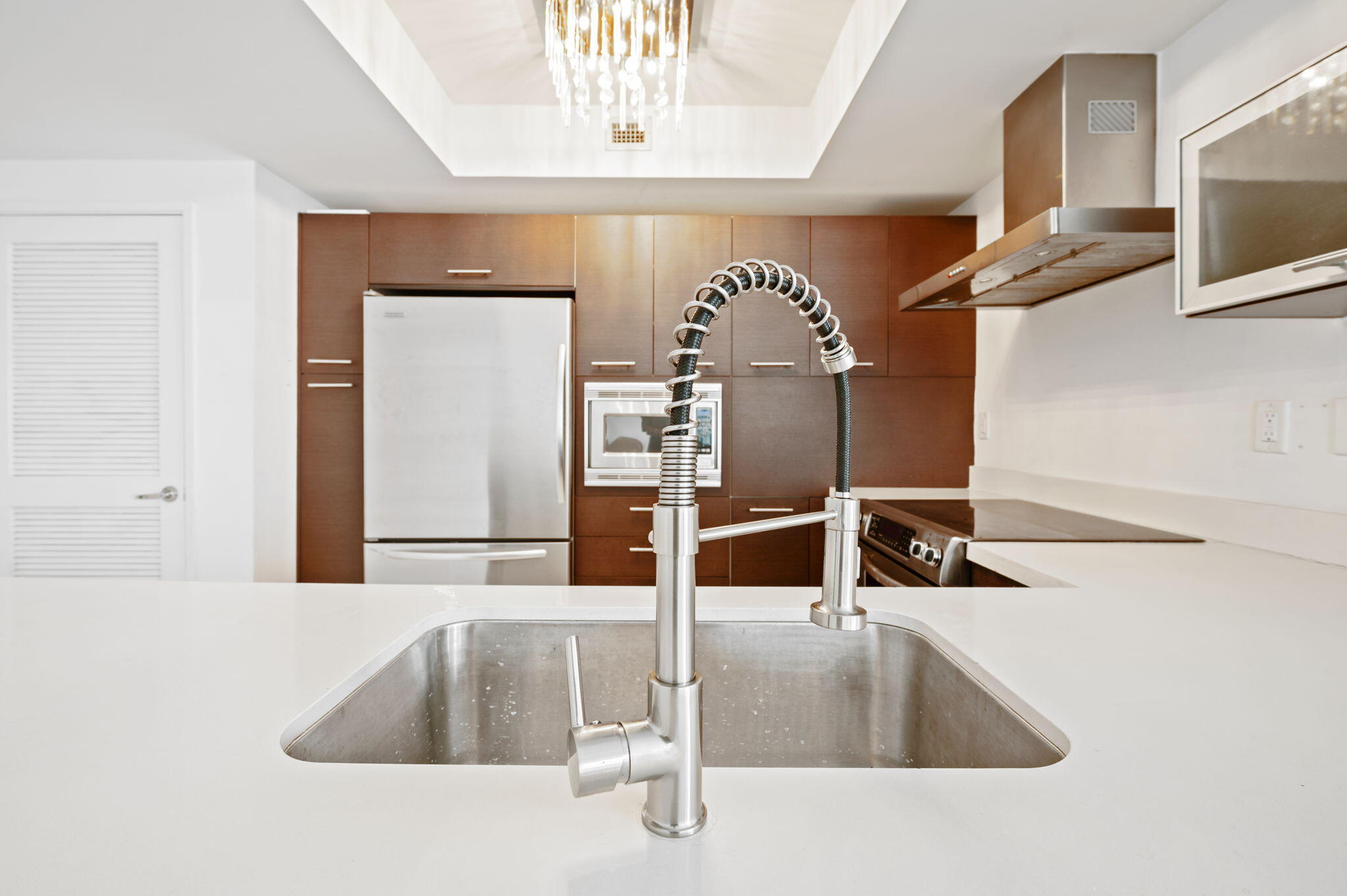 ST TROPEZ ON THE BAY II CONDO - Residential