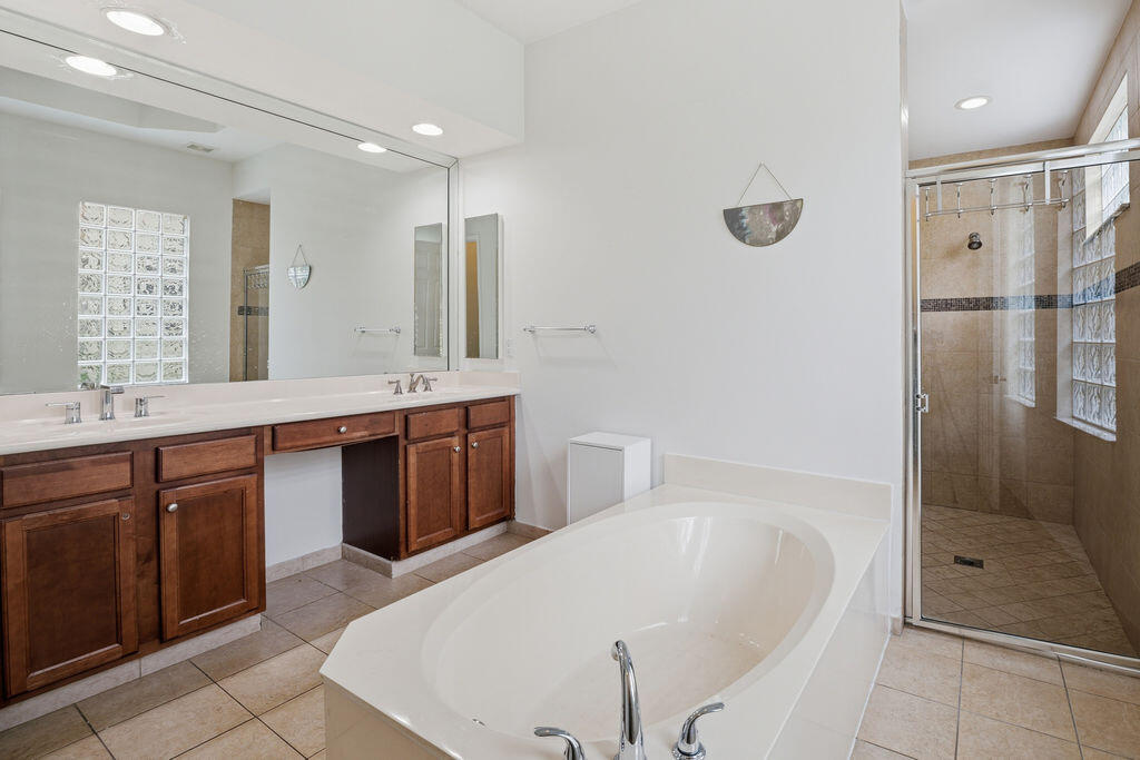 GRAND HAVEN AT LINTON BLVD - Residential