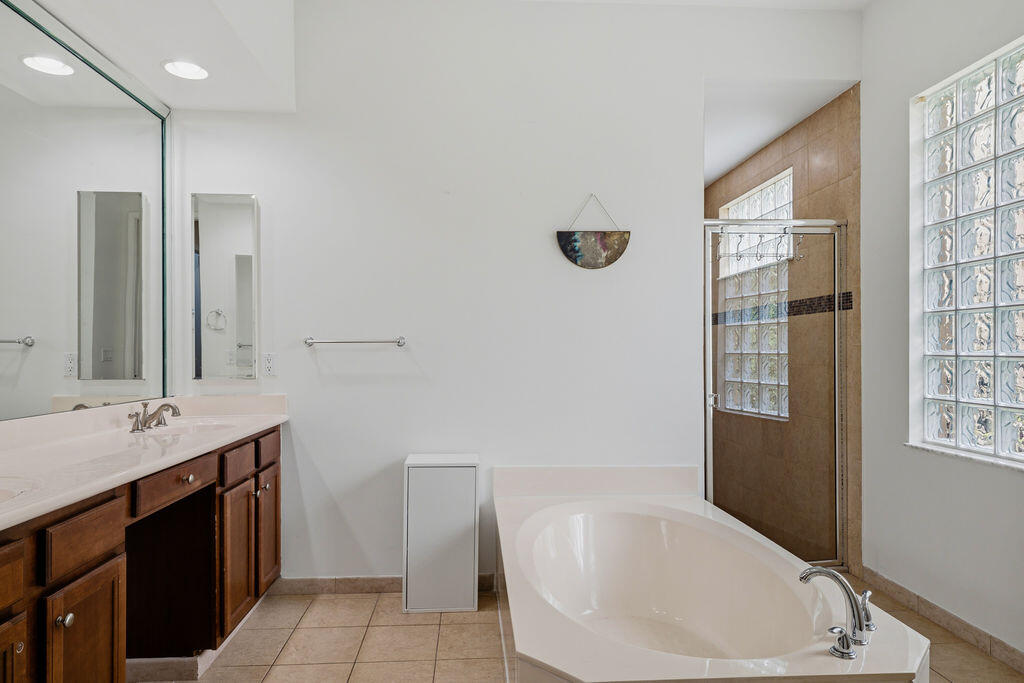 GRAND HAVEN AT LINTON BLVD - Residential