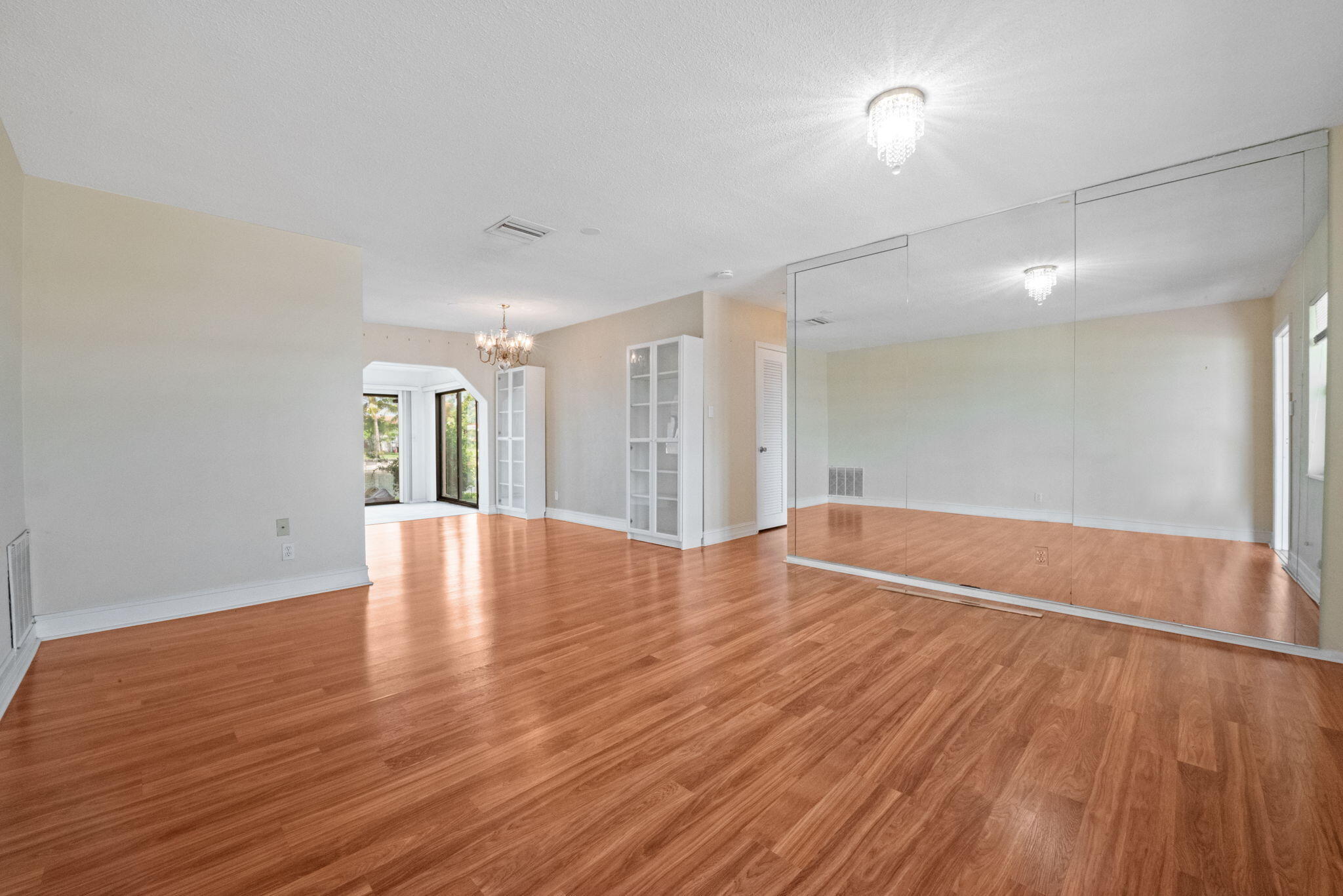 MAINLANDS OF TAMARAC LAKES - Residential