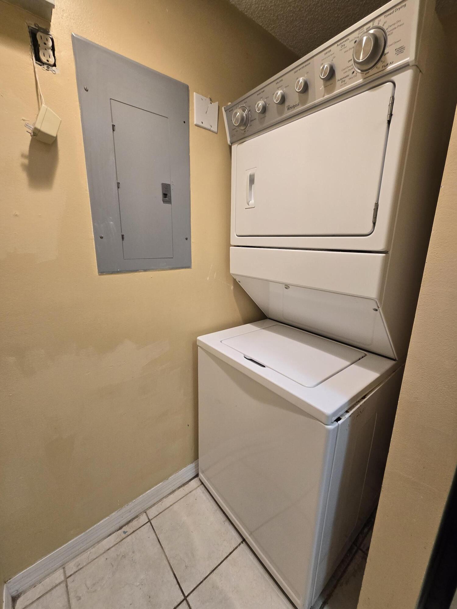 SPA AT SUNSET ISLES CONDOMINIUM - Residential Lease
