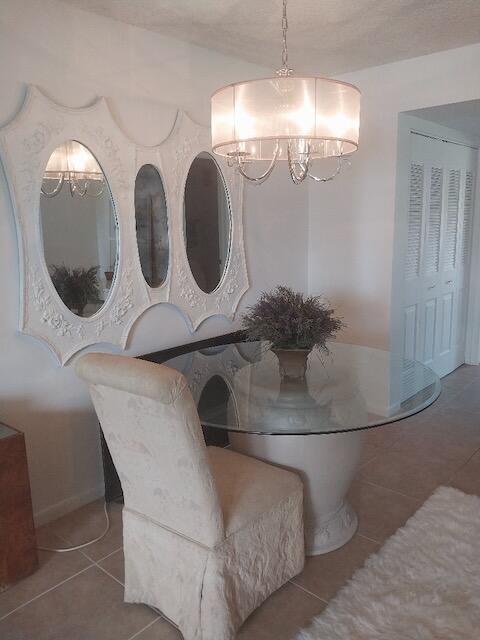WINDSOR CONDOS - Residential Lease
