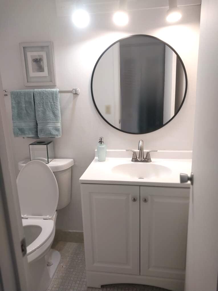 WINDSOR CONDOS - Residential Lease