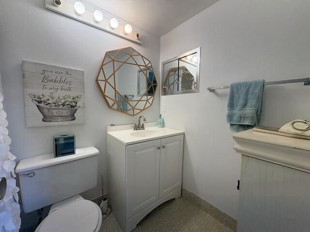 WINDSOR CONDOS - Residential Lease