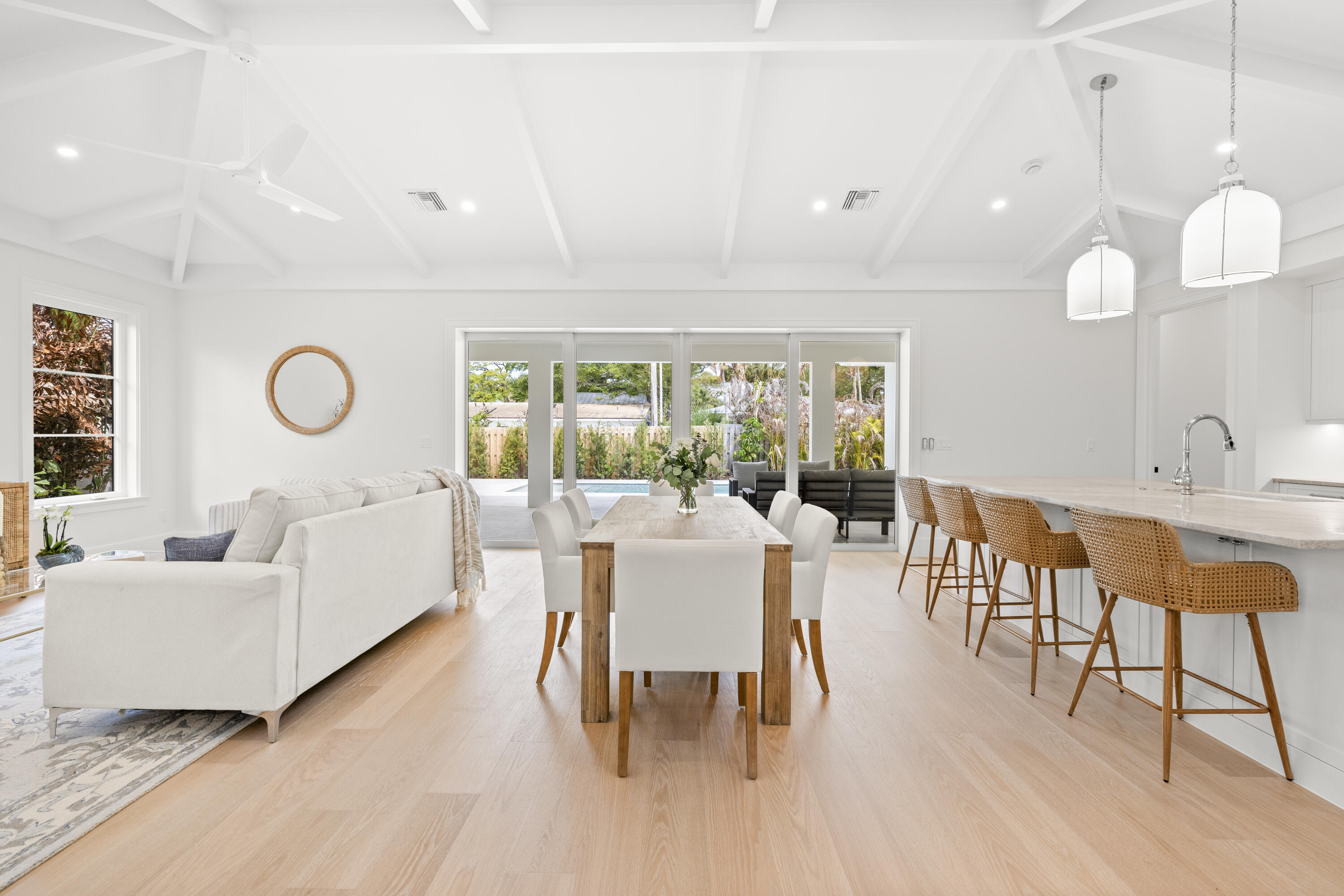 VERO BEACH ESTATES - Residential
