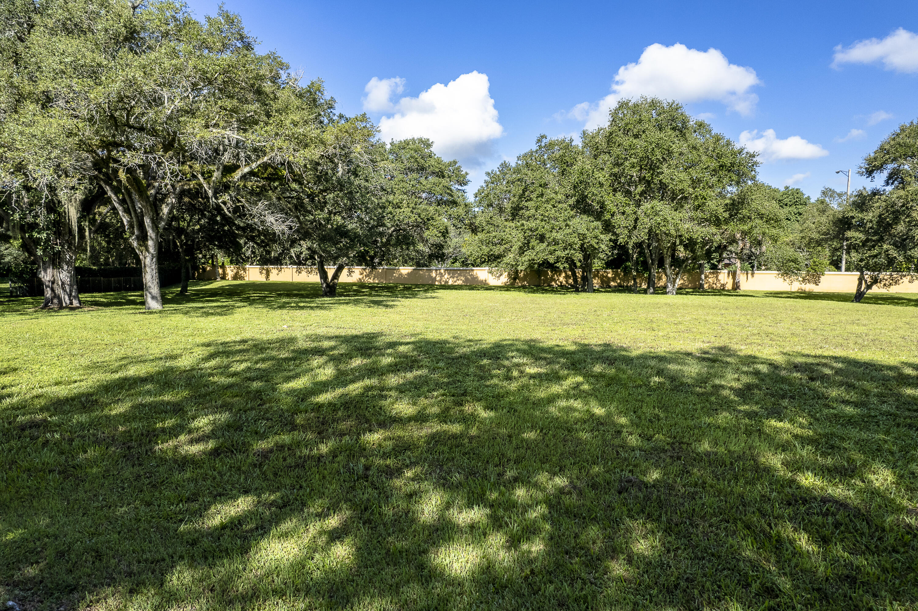 WESTRIDGE II EAST - Residential