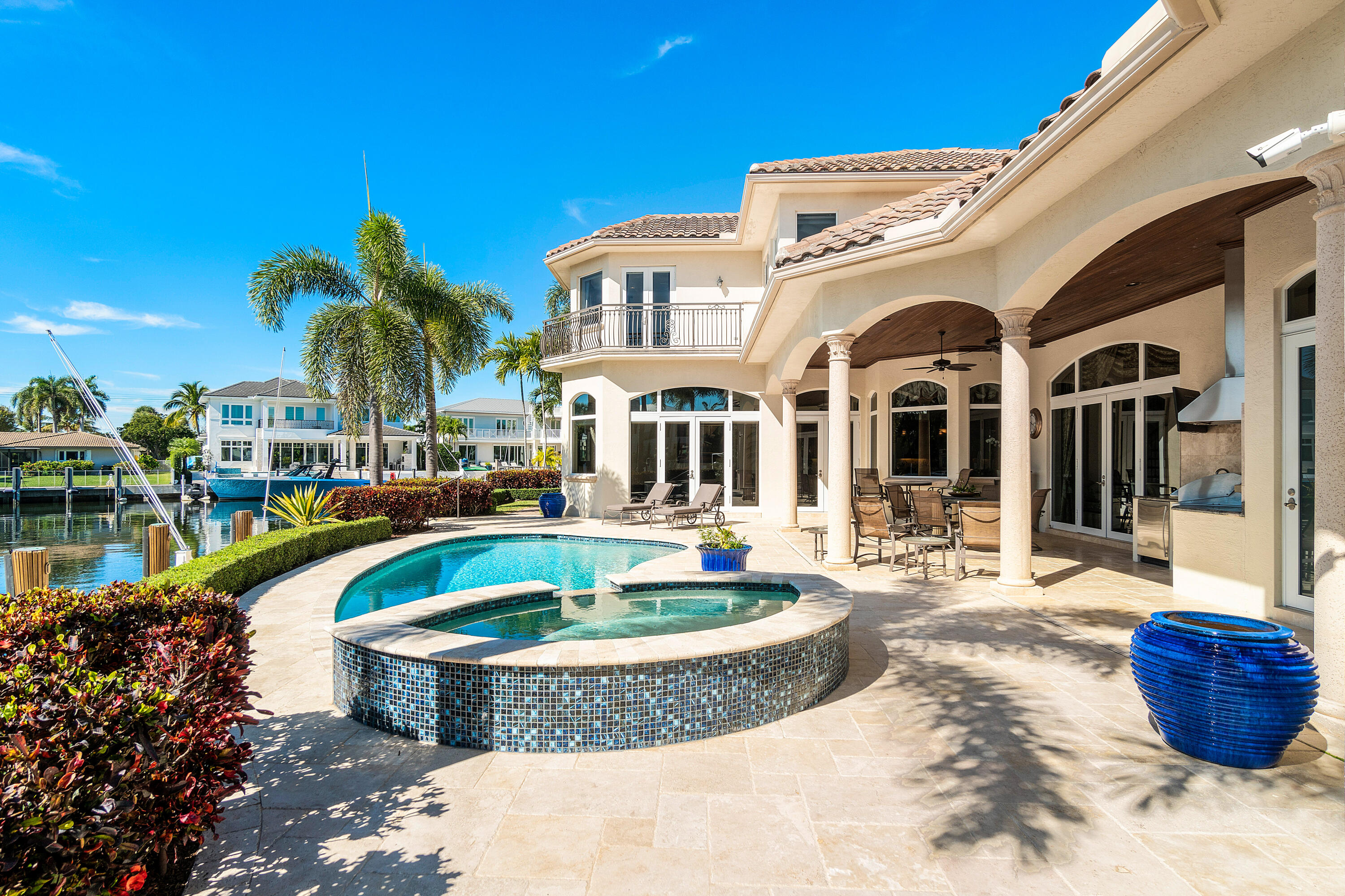 LAKE ROGERS ISLE UNIT E IN - Residential