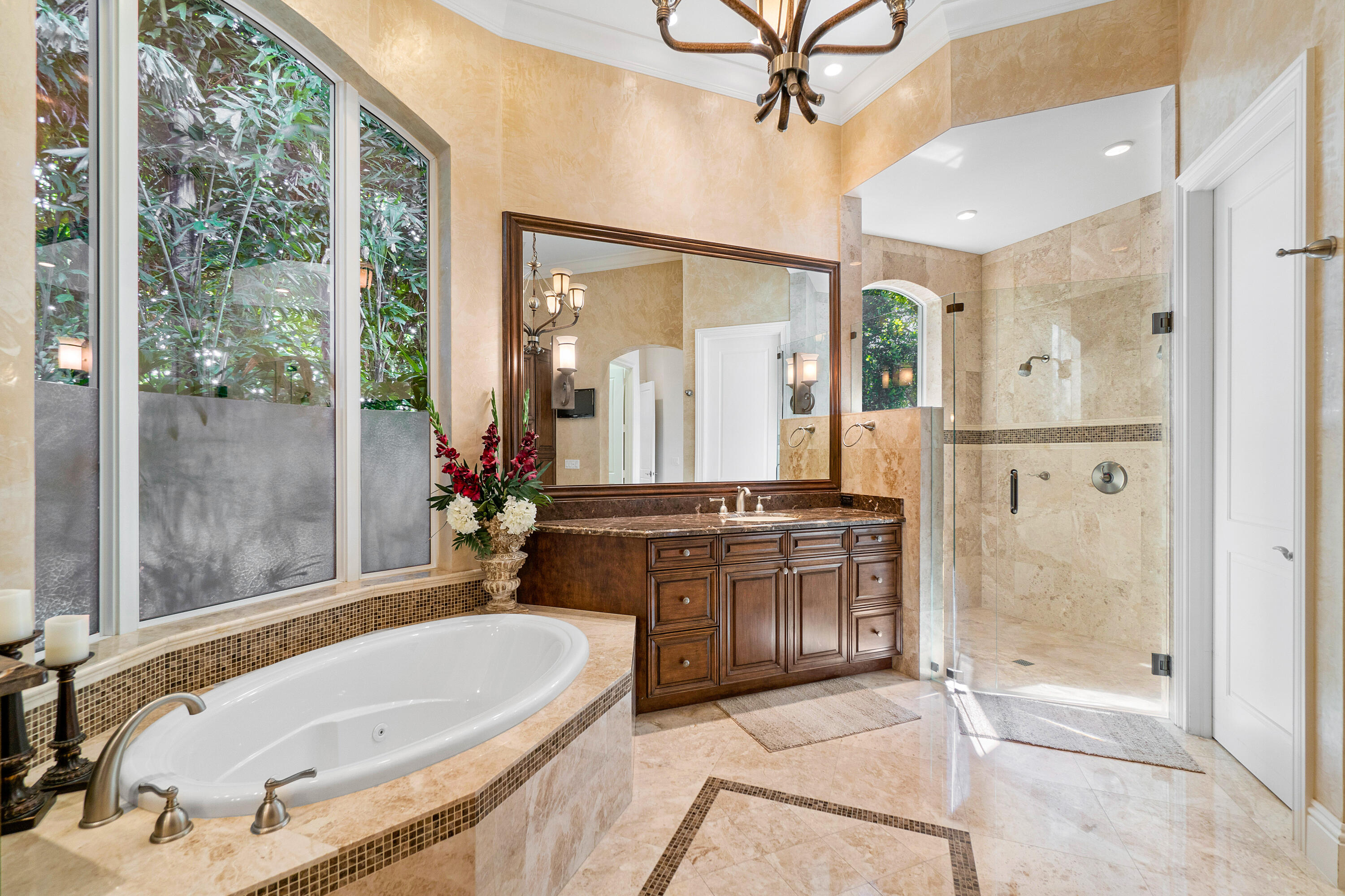 LAKE ROGERS ISLE UNIT E IN - Residential