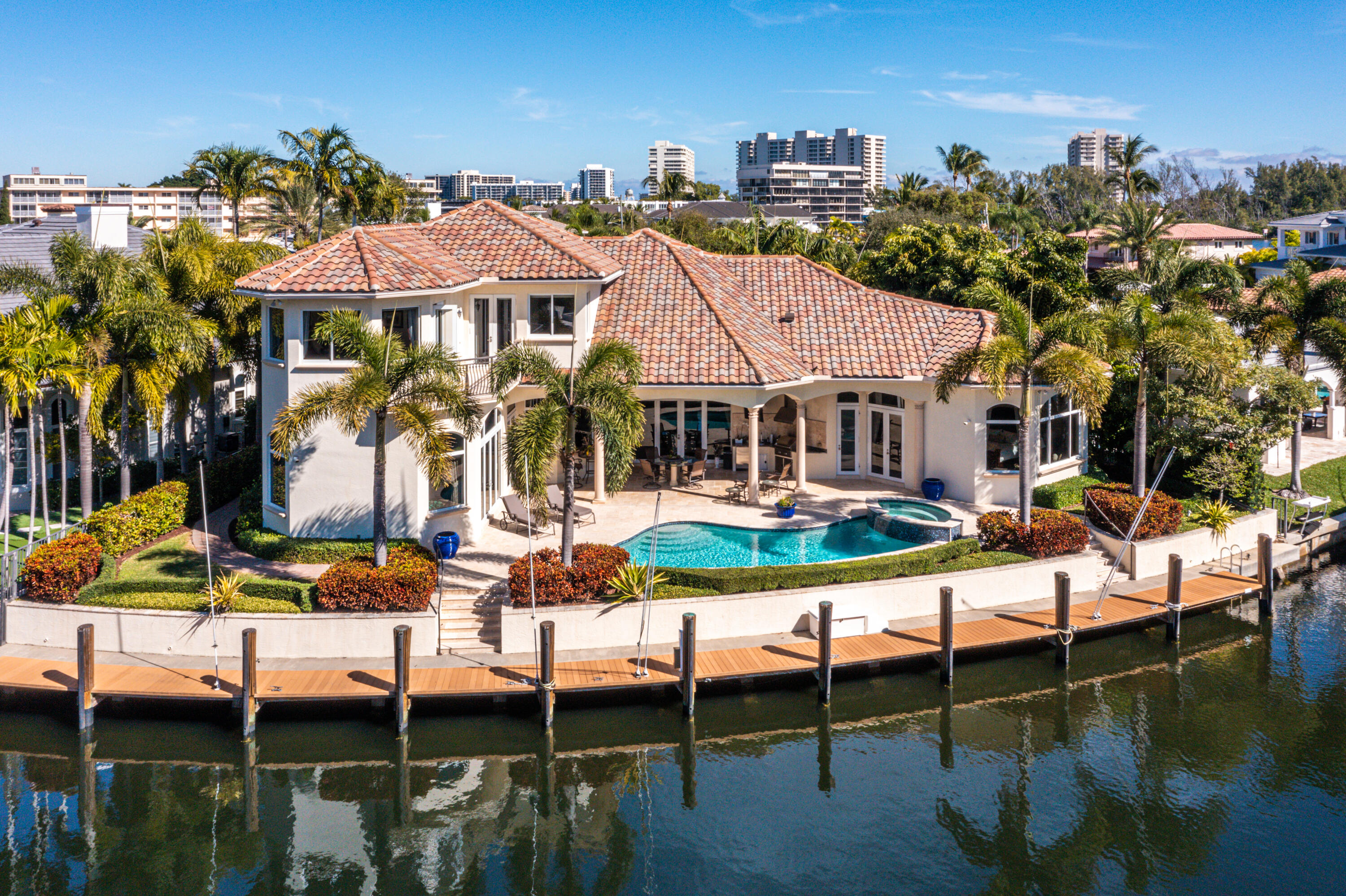 LAKE ROGERS ISLE UNIT E IN - Residential