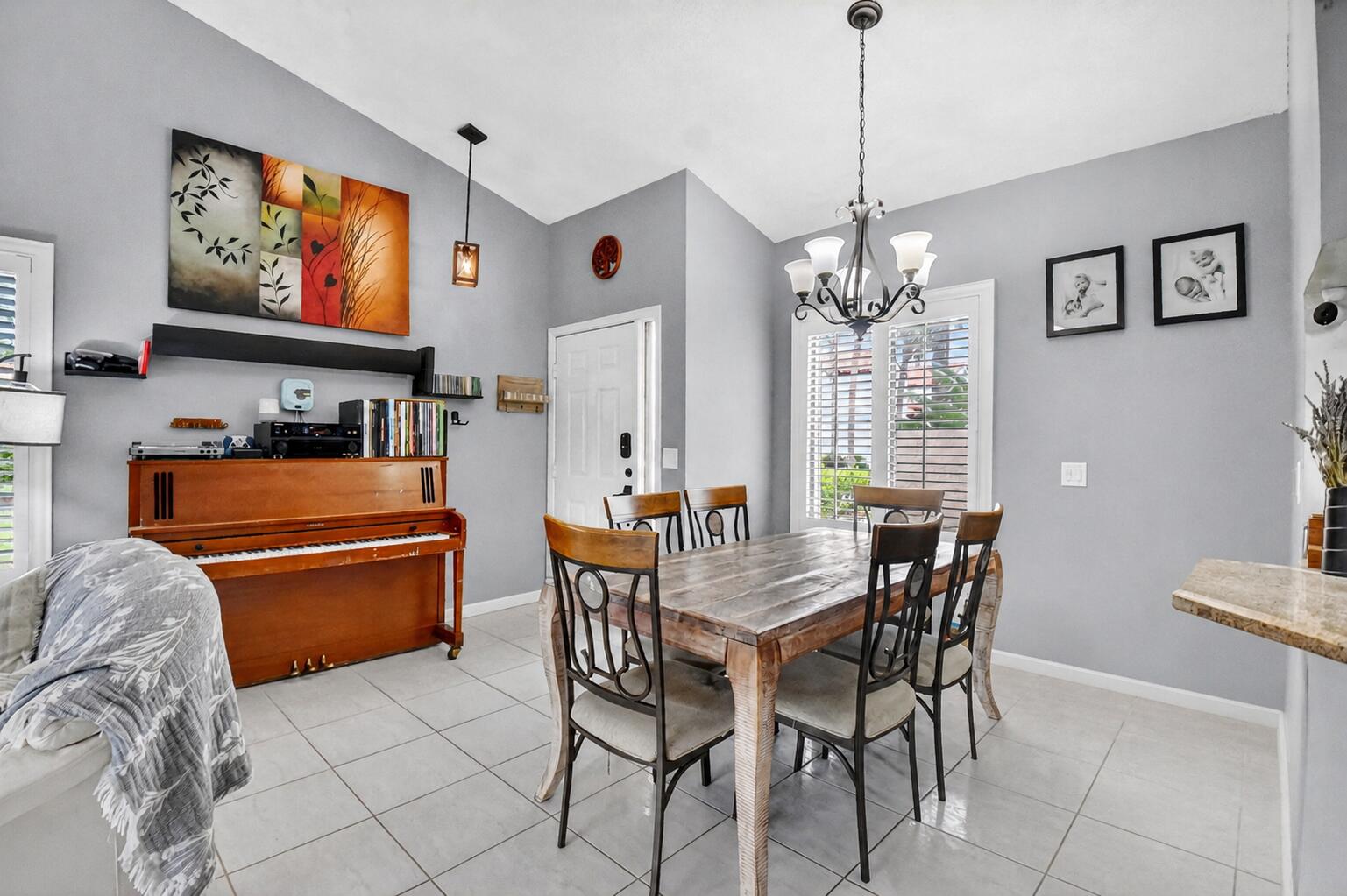 SOUTH LAKE CONDO - Residential
